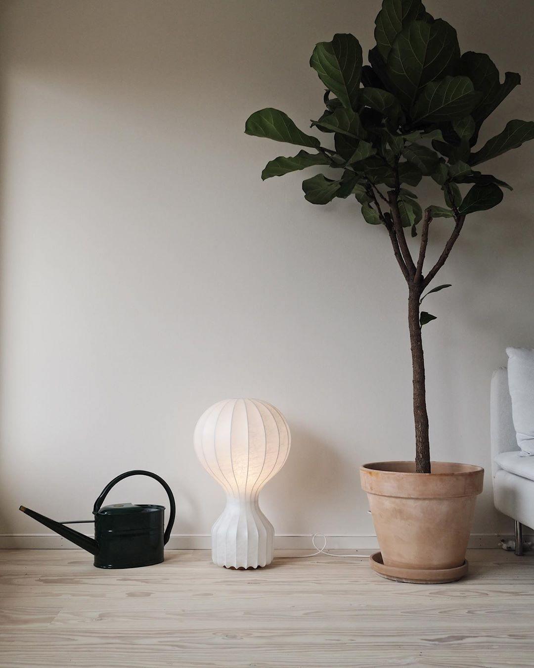 Lirove Steel Sculptural Table Lamp-Neutral Decor