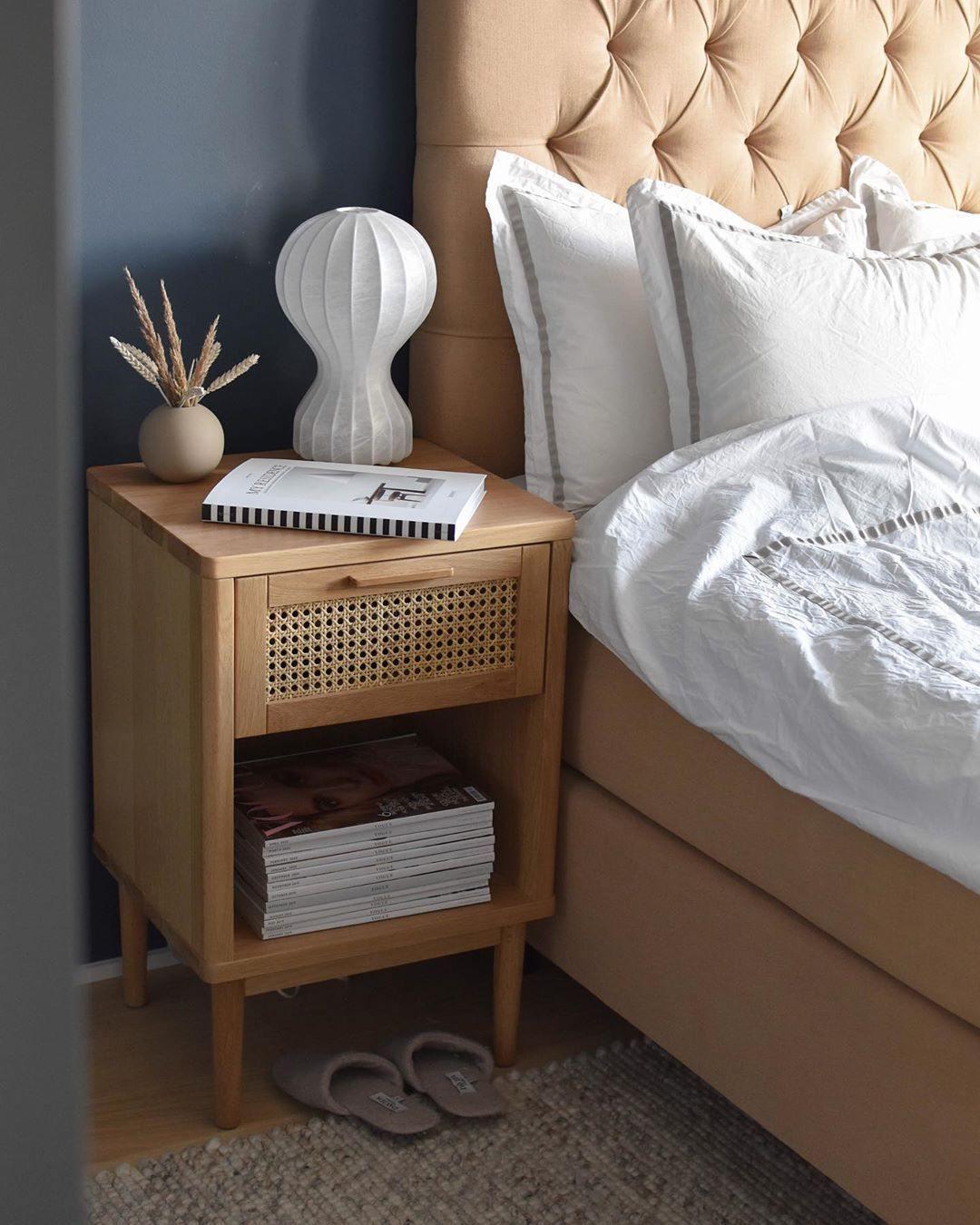 Lirove Steel Sculptural Table Lamp-Neutral Decor