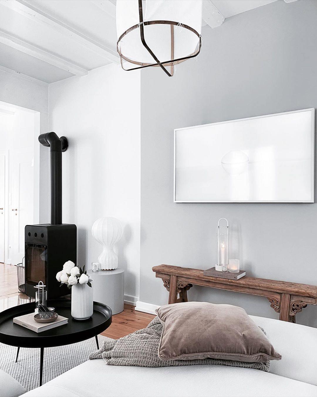 Lirove Steel Sculptural Table Lamp-Neutral Decor