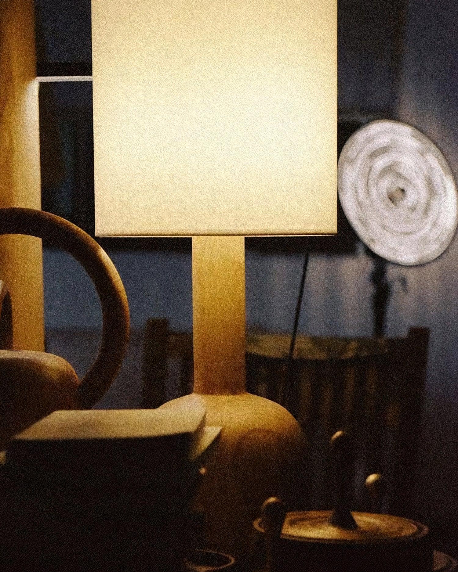 Ravmis Wooden Rustic Table Lamp-Neutral Decor