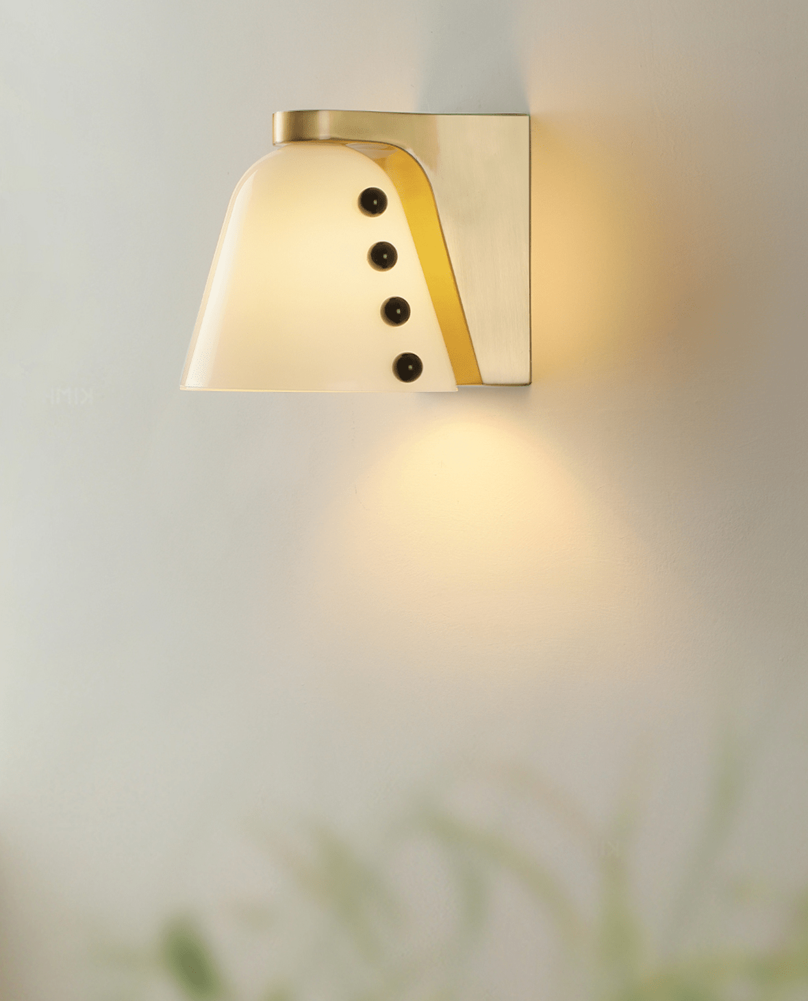 Jude Art Deco Glass Wall Lamp-Neutral Decor