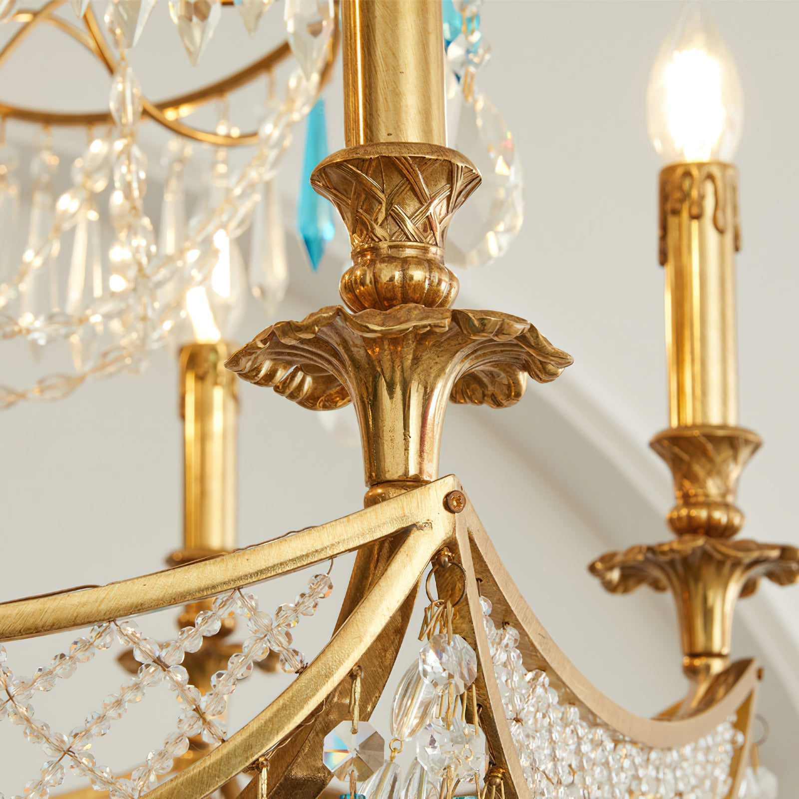 The 6-head configuration of the Genovese Chandelier.