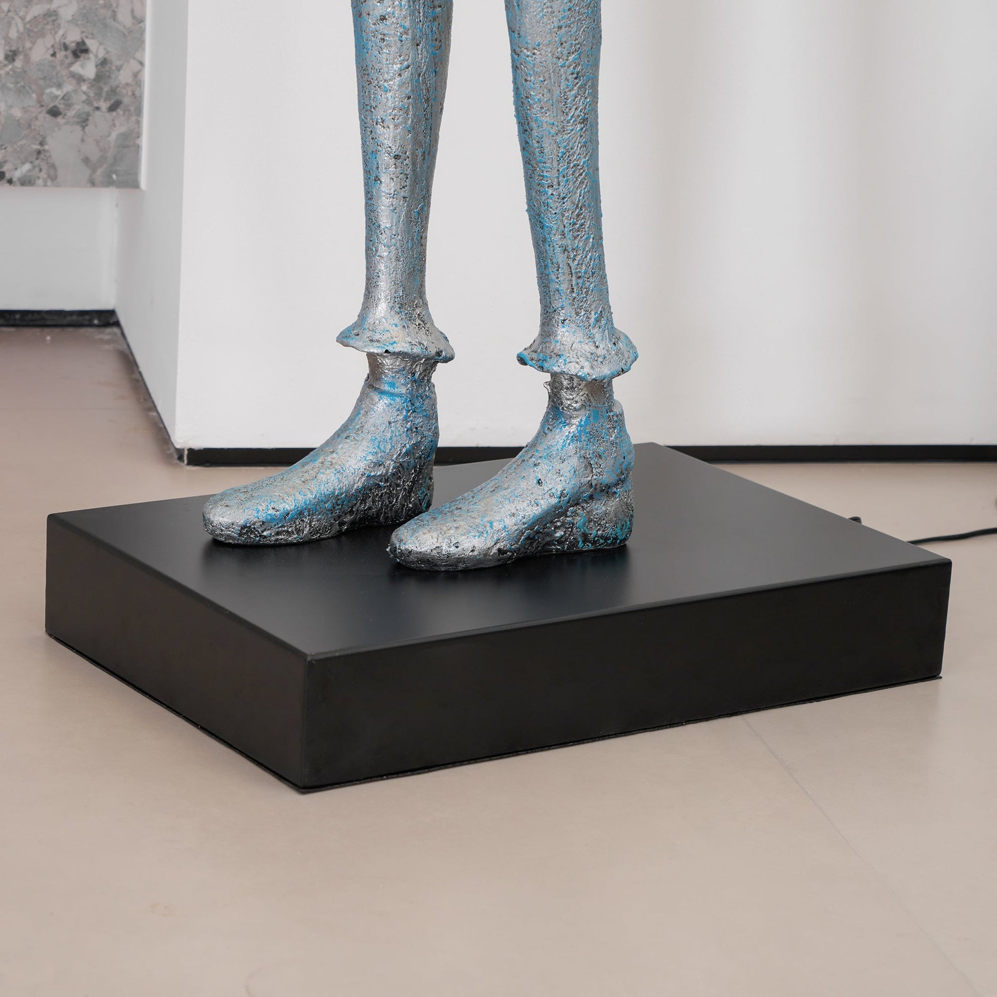 Evlirir Artistic Bronze Floor Lamp-Neutral Decor