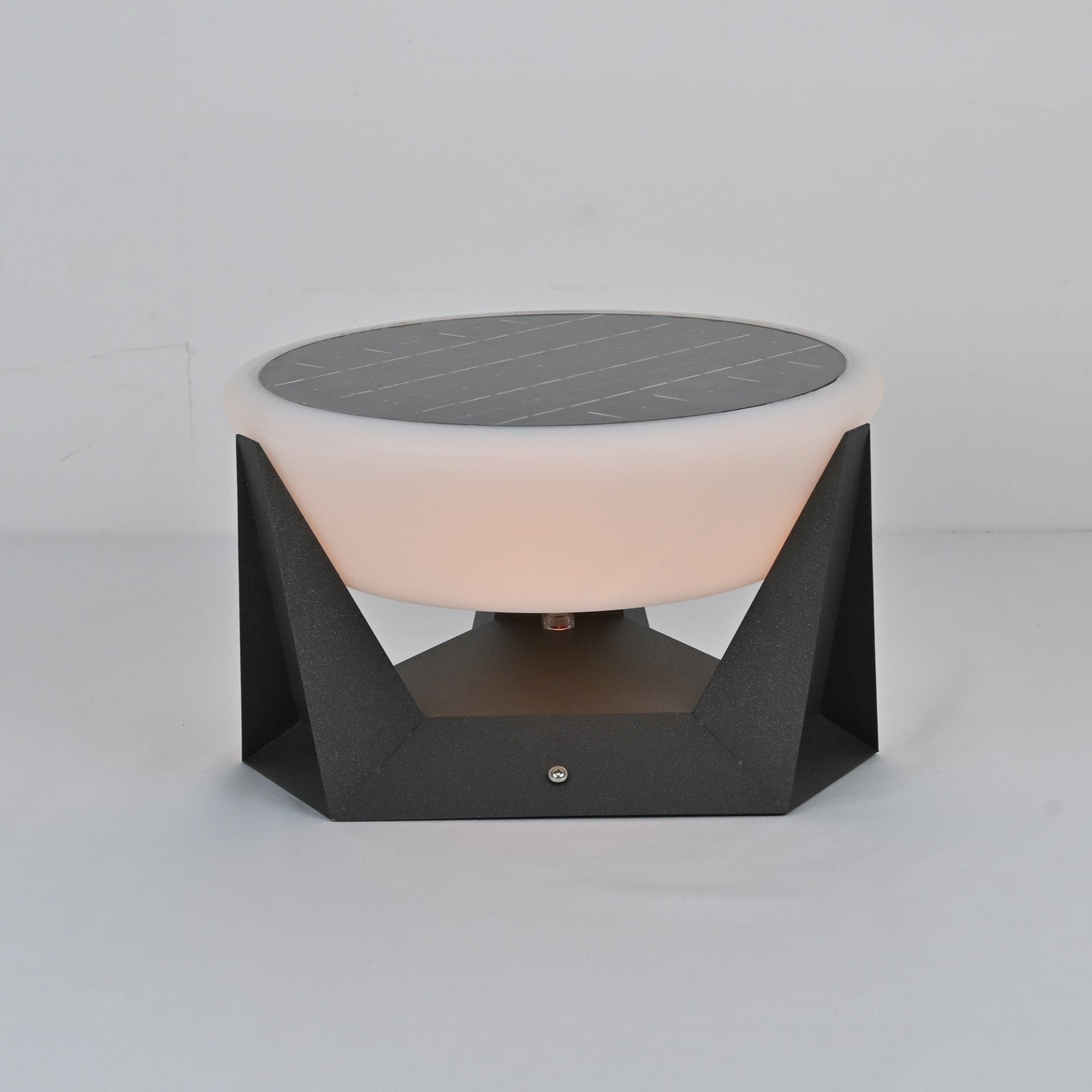Auren Modern Solar Outdoor Light-Neutral Decor