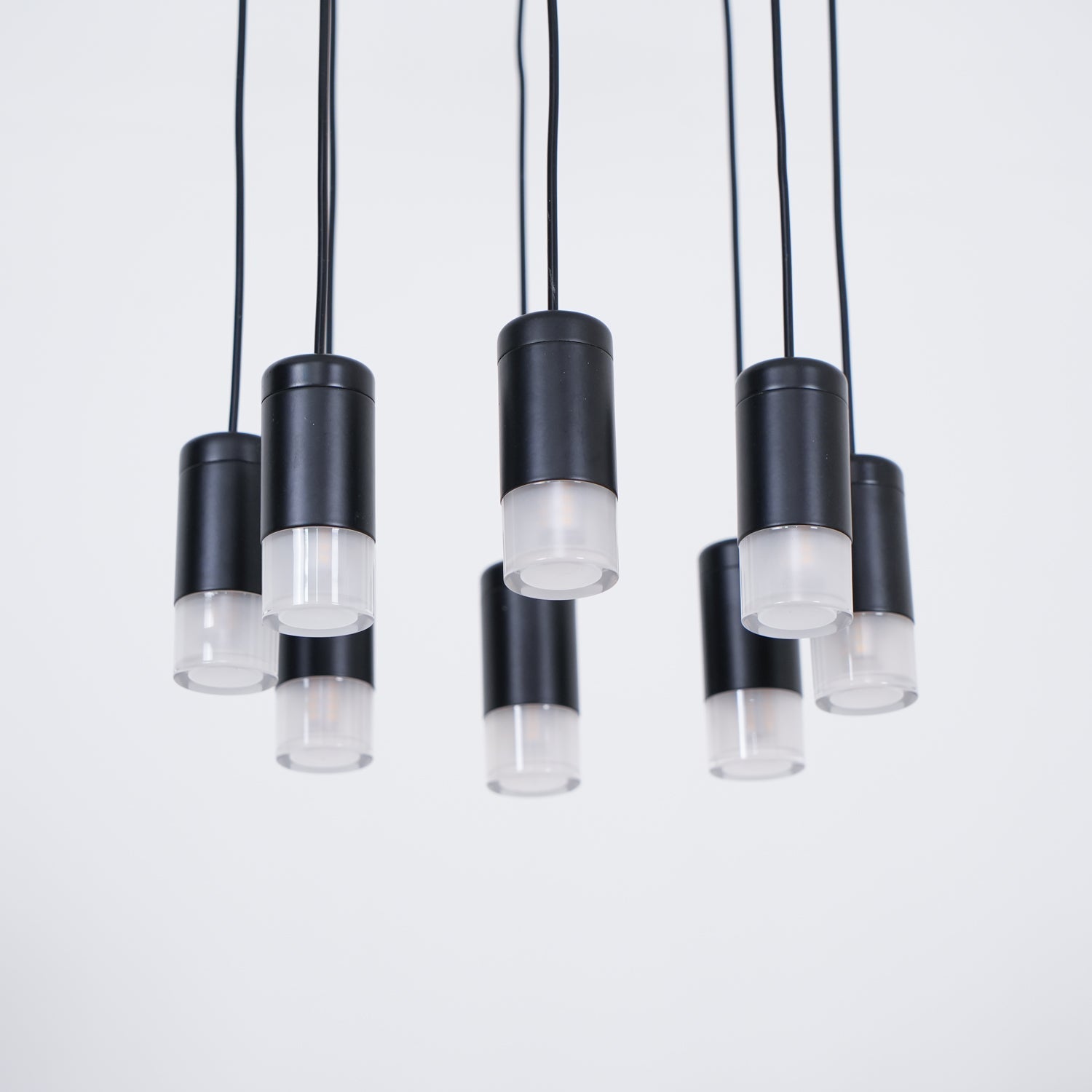 Bovena Pendant Lamp Geometric Wire Black LED-Neutral Decor
