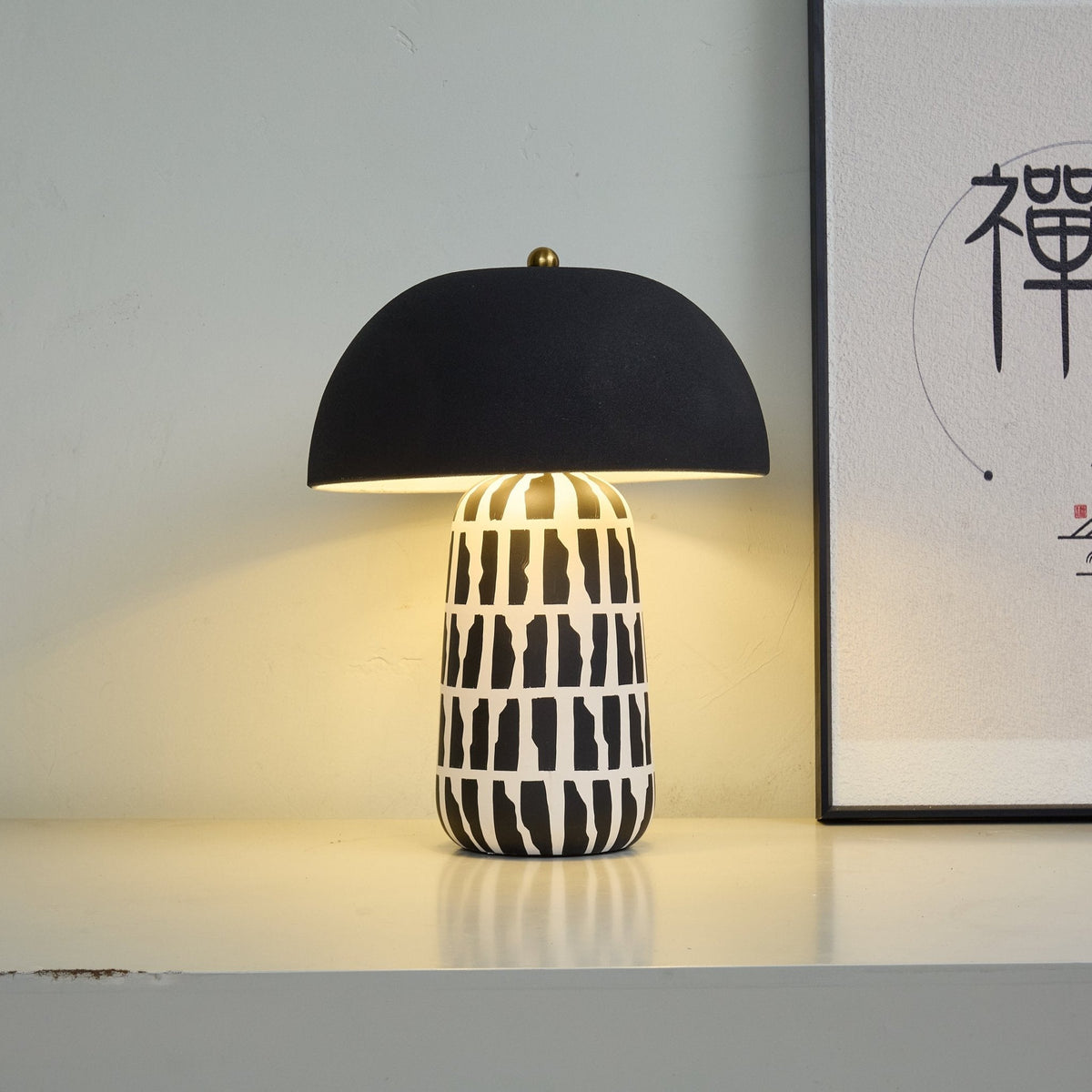 Geometric Pattern Ceramic Table Lamp-Neutral Decor