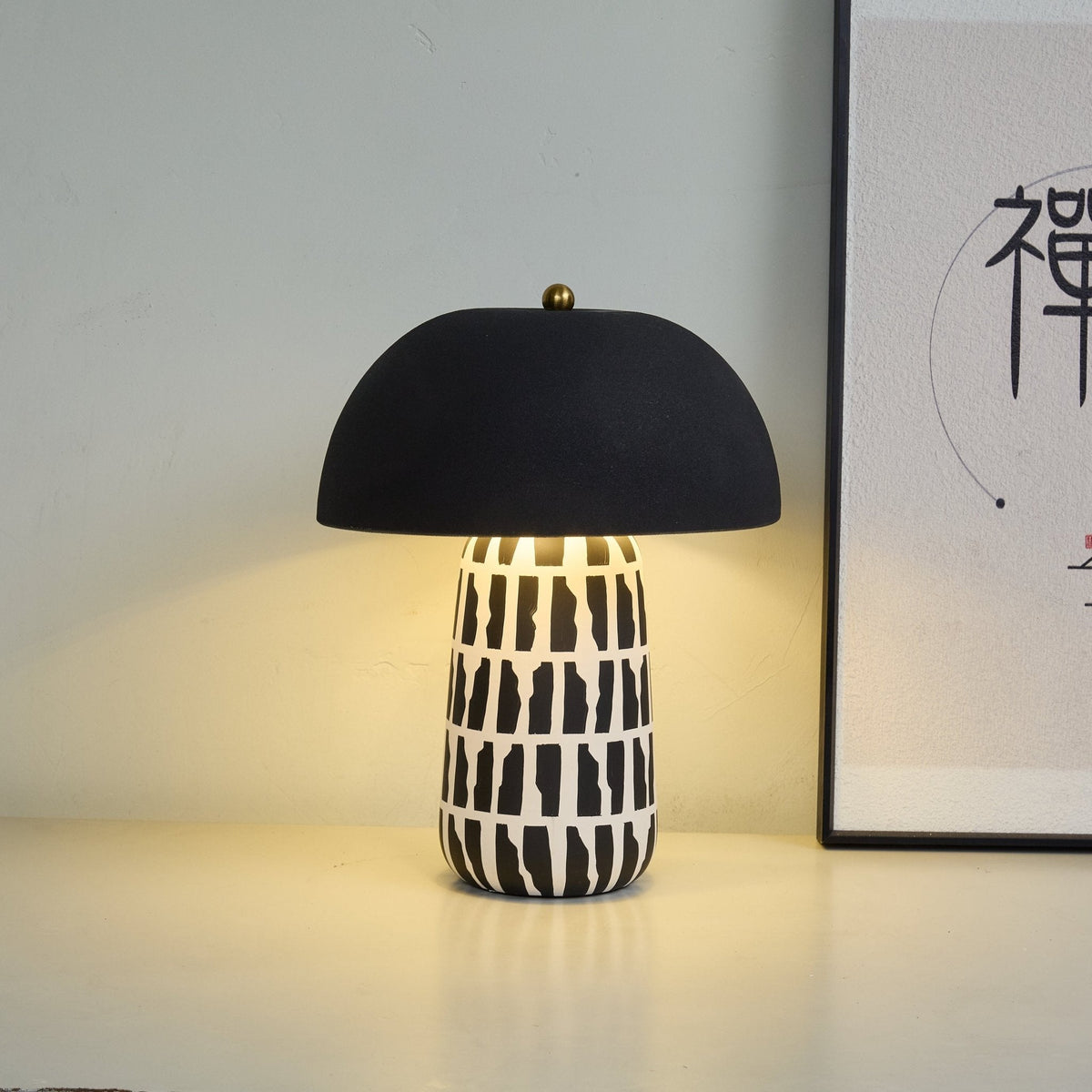 Geometric Pattern Ceramic Table Lamp-Neutral Decor