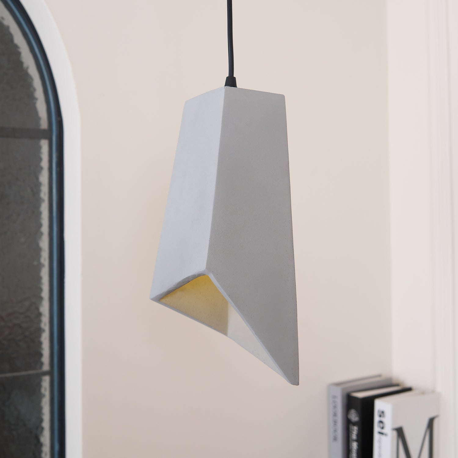 Geo Industrial Cement Pendant Light-Neutral Decor