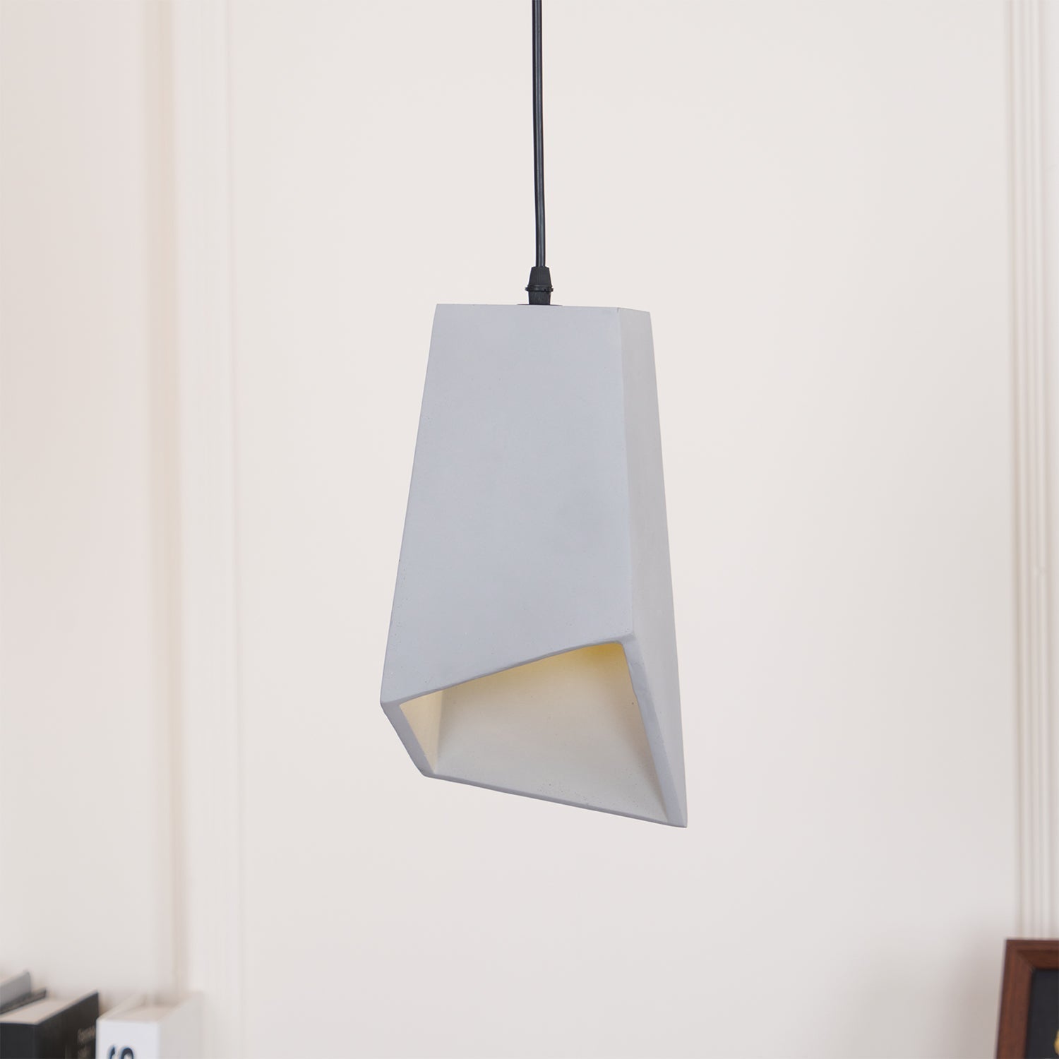 Geo Industrial Cement Pendant Light-Neutral Decor