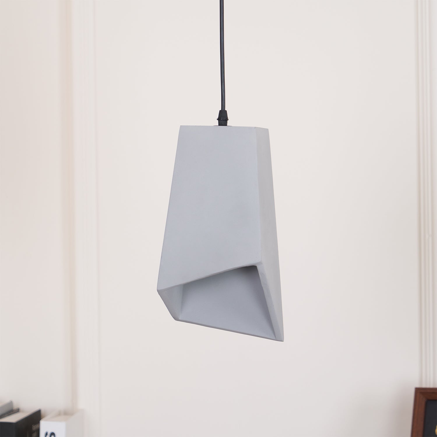 Geo Industrial Cement Pendant Light-Neutral Decor