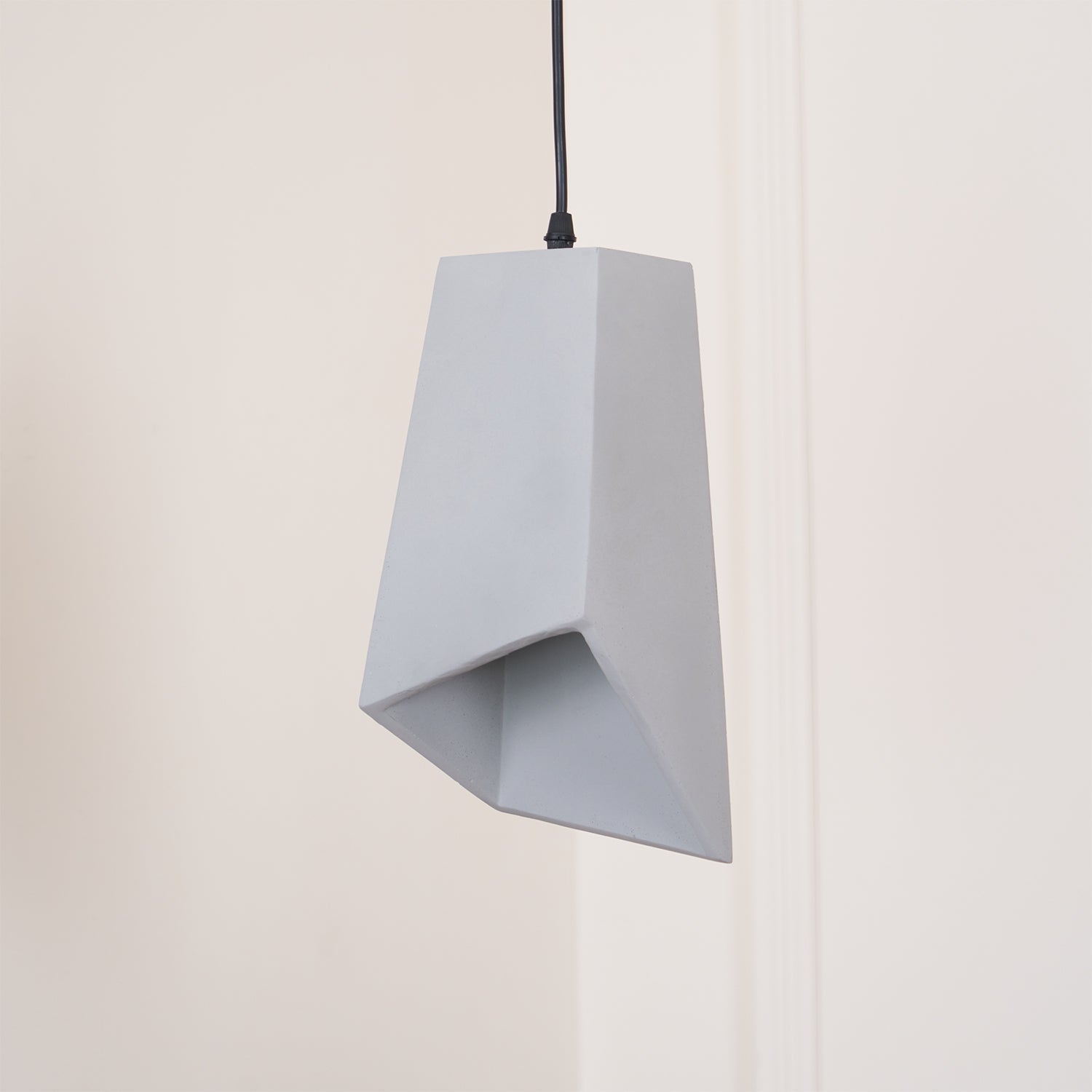 Geo Industrial Cement Pendant Light-Neutral Decor