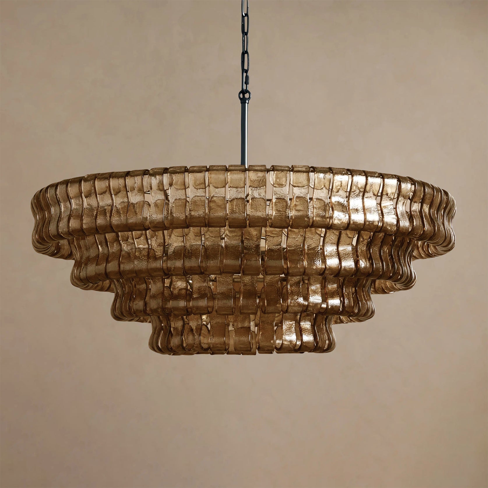 The small 23.6-inch Ghiaccio Chandelier in a cozy dining nook.