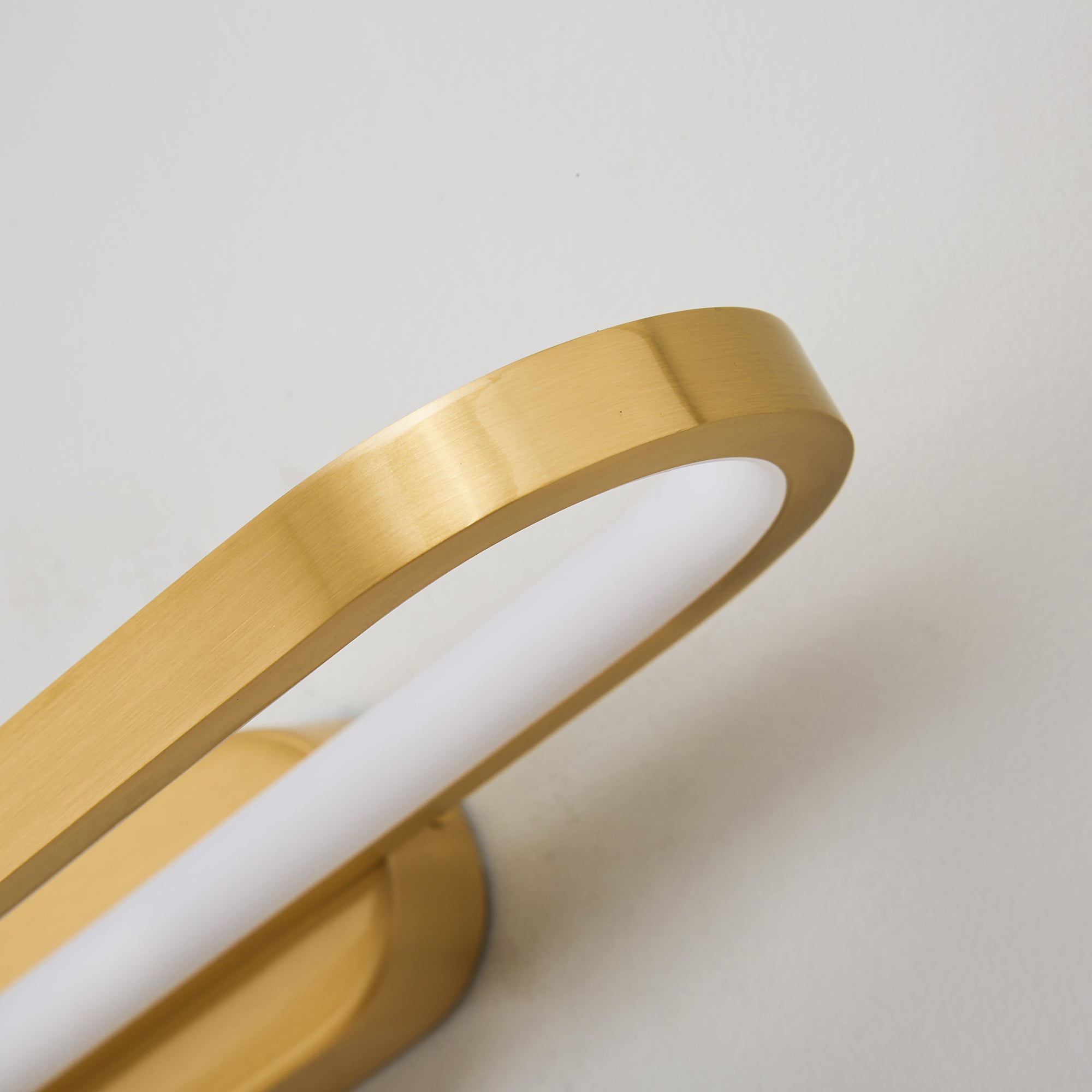 Gianni LED Wall Lamp turned off to showcase its design.
