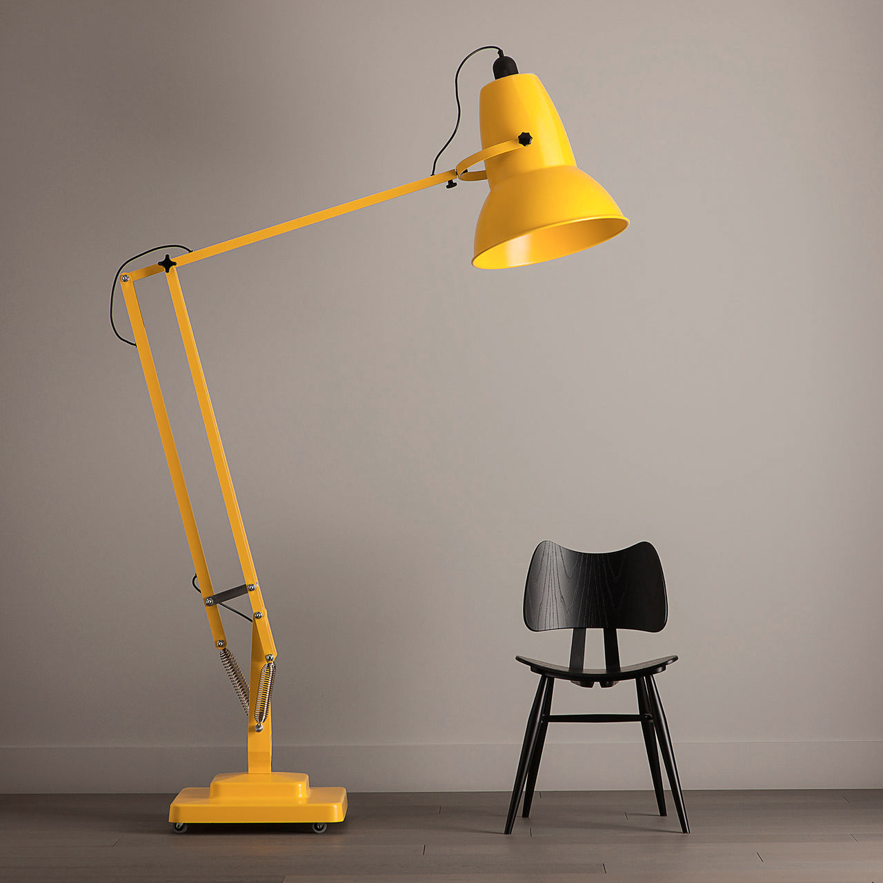 Dexter Floor Lamp