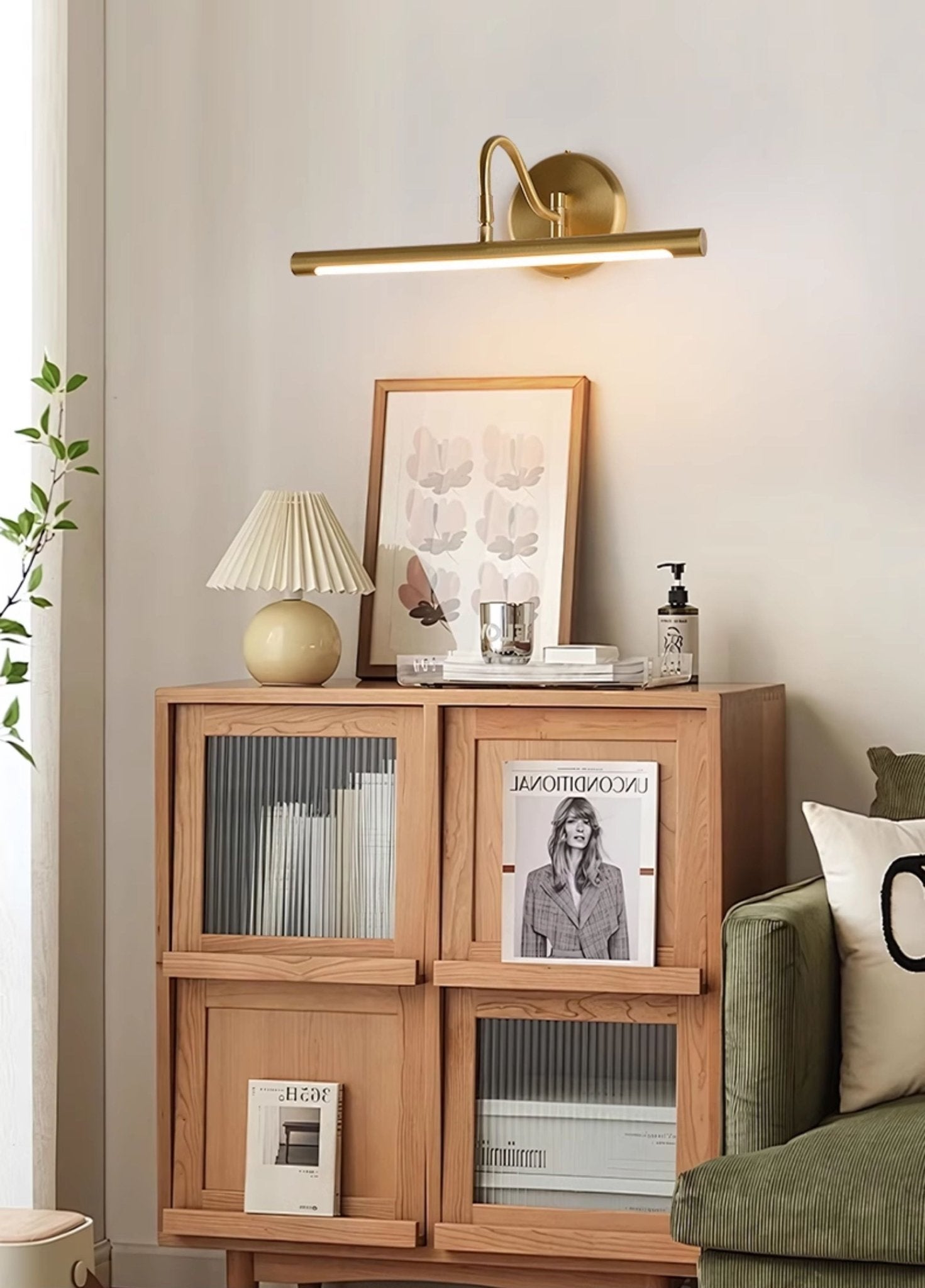 Nina Arc Vanity Wall Light-Neutral Decor