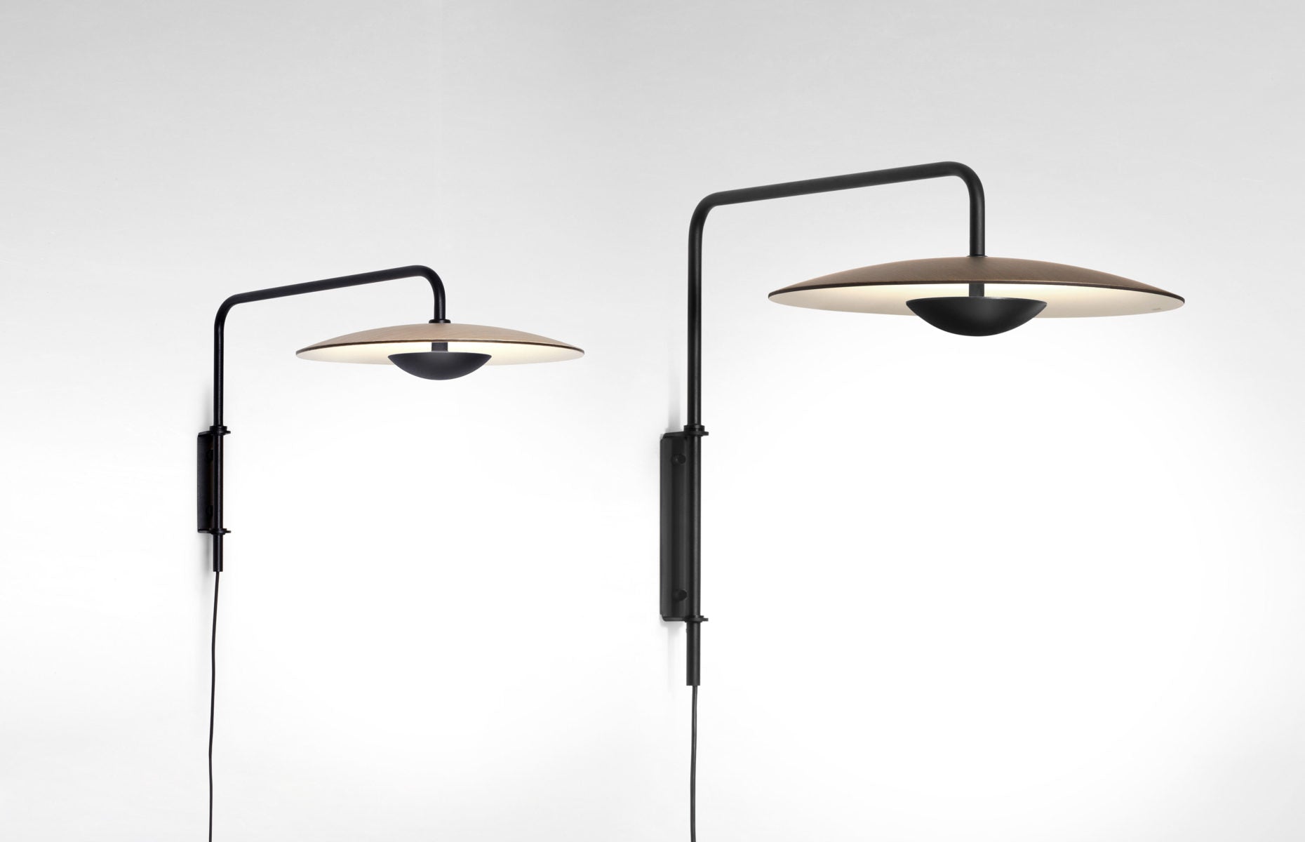 Abnormal Classic Modern Minimalist Plug-In Wall Lamp-Neutral Decor