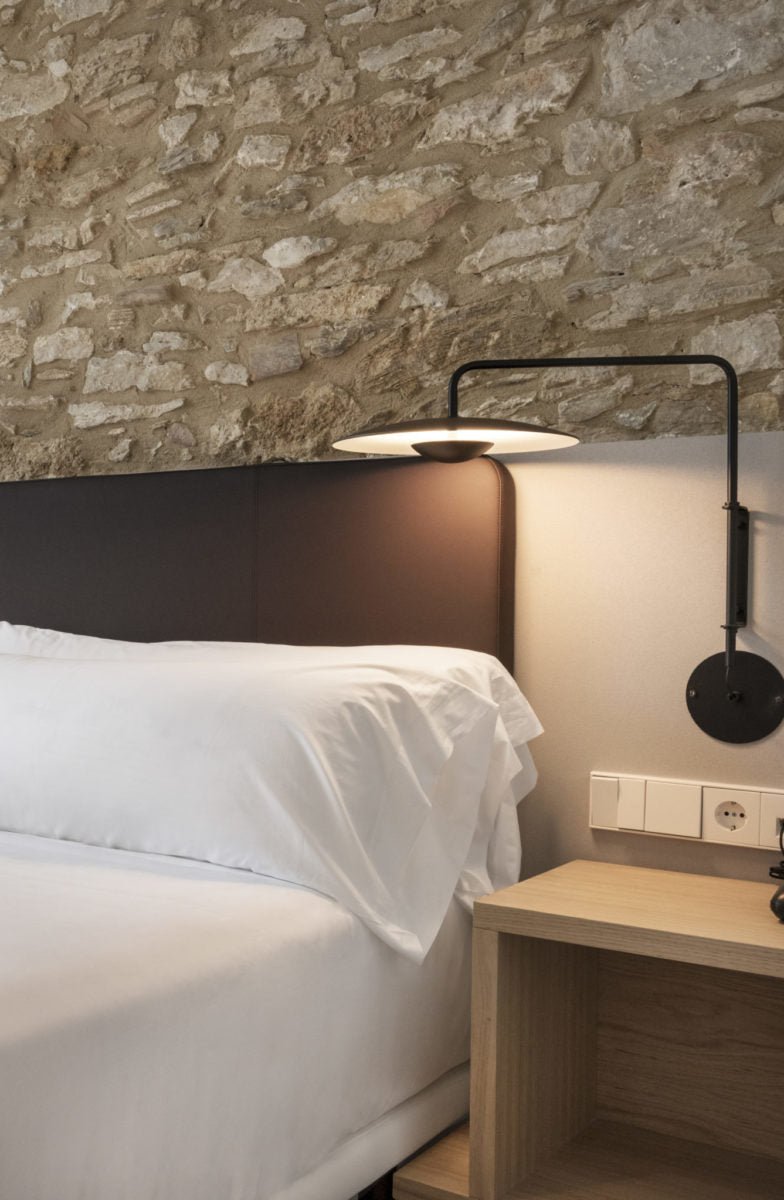 Abnormal Classic Modern Minimalist Plug-In Wall Lamp-Neutral Decor