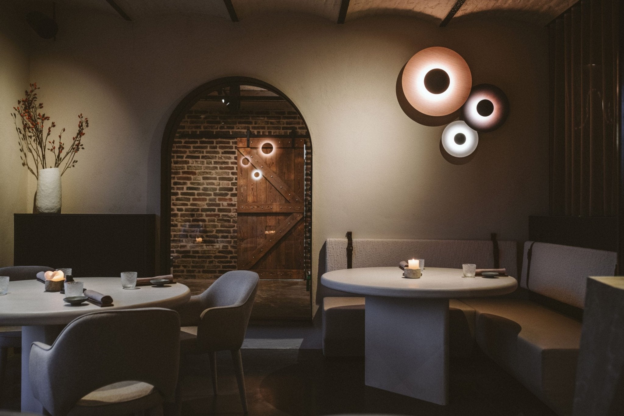 Ginger Modern Minimalist Round Wall Lamp-Neutral Decor