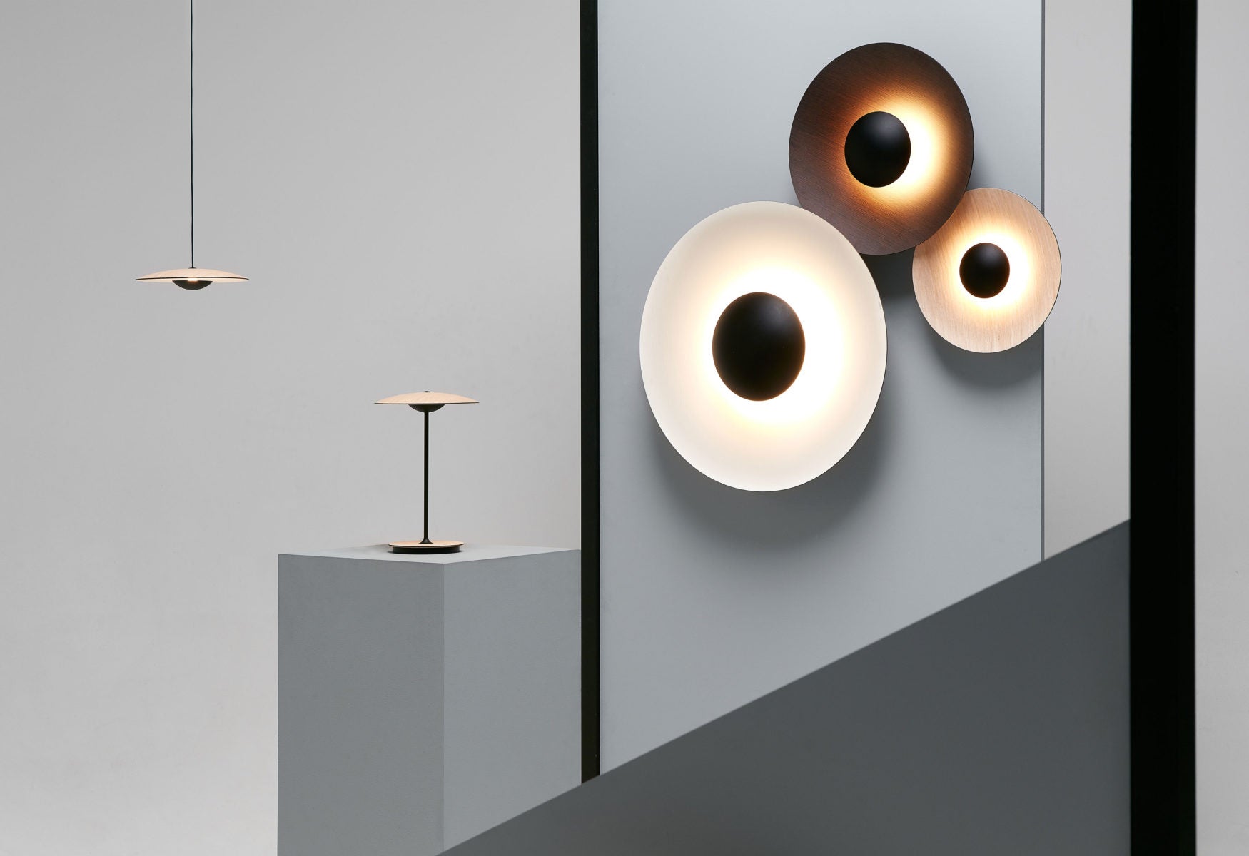 Ginger Modern Minimalist Round Wall Lamp-Neutral Decor