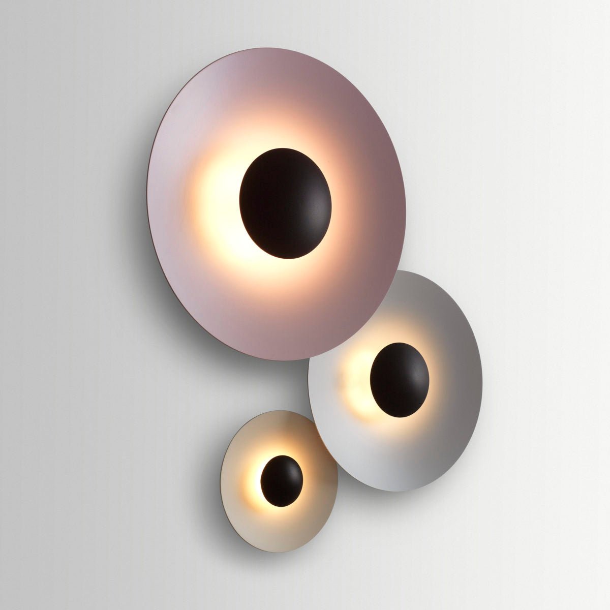 Ginger Modern Minimalist Round Wall Lamp-Neutral Decor