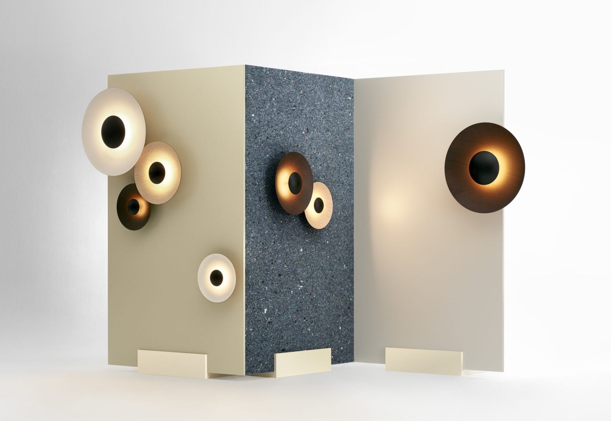 Ginger Modern Minimalist Round Wall Lamp-Neutral Decor