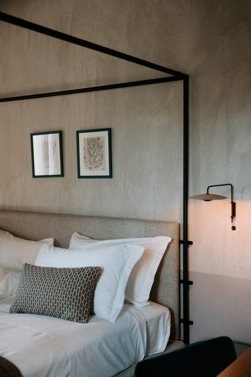Ginger Modern Minimalist Round Wall Lamp-Neutral Decor