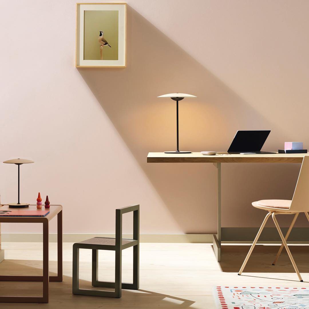 Leloz Table Light Slim Minimalist-Neutral Decor