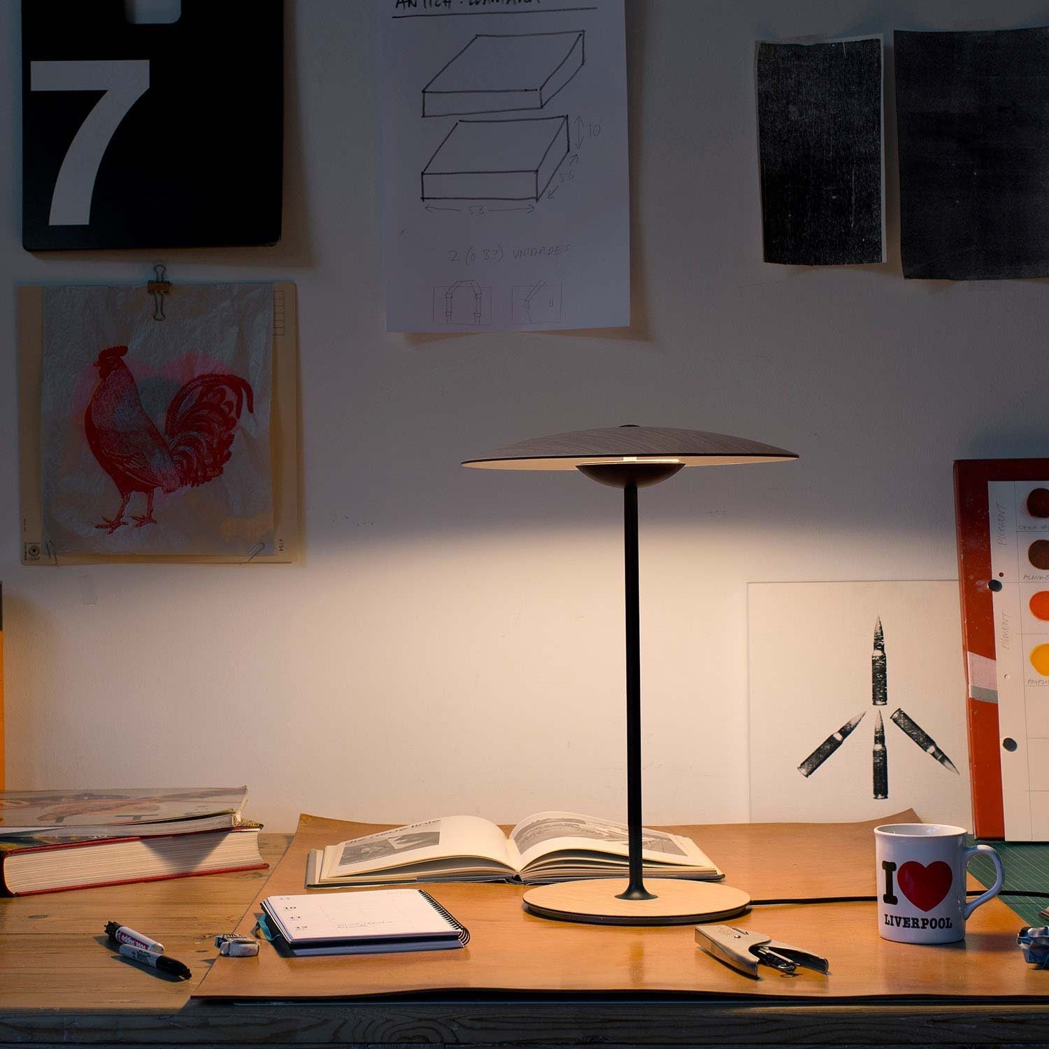 Leloz Table Light Slim Minimalist-Neutral Decor