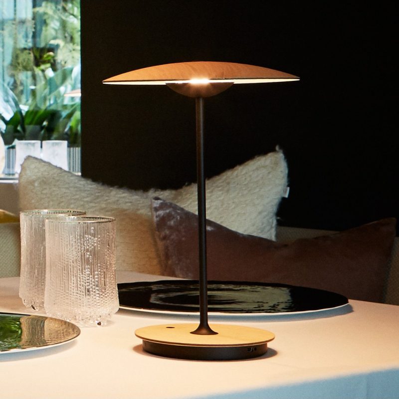 Leloz Table Light Slim Minimalist-Neutral Decor