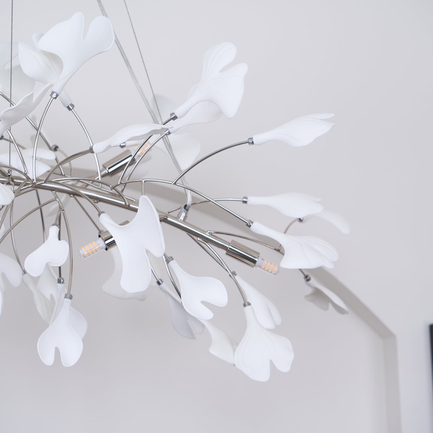 Lustra Chandelier Ceramic Gingko Petal Gold-Neutral Decor