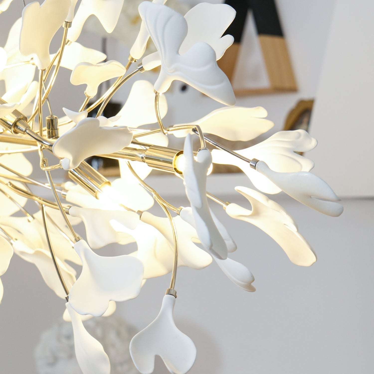 Lustra Chandelier Ceramic Gingko Petal Gold-Neutral Decor
