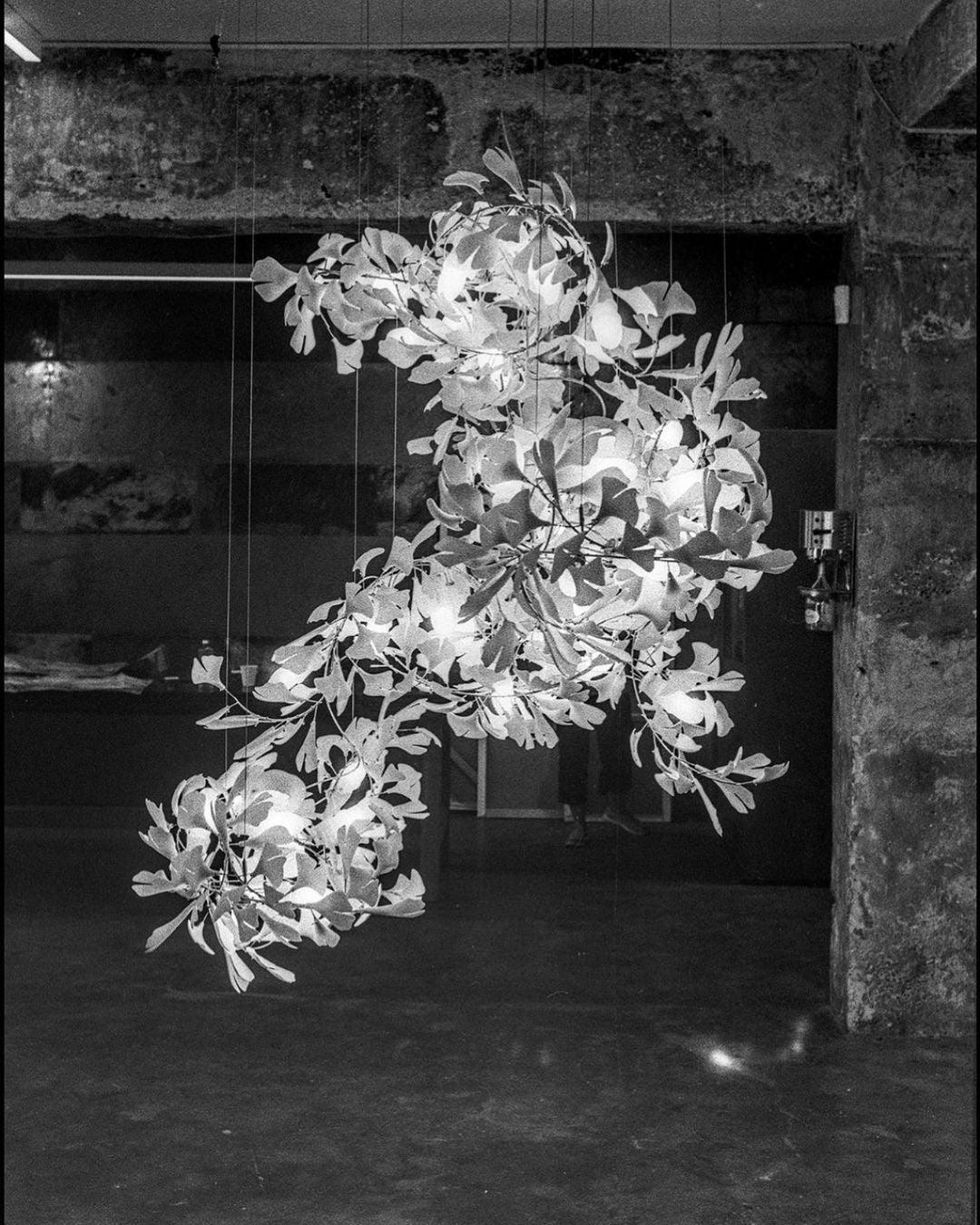 Sorvyn Pendant Lamp Ginkgo Ceramic Brass Floral-Neutral Decor