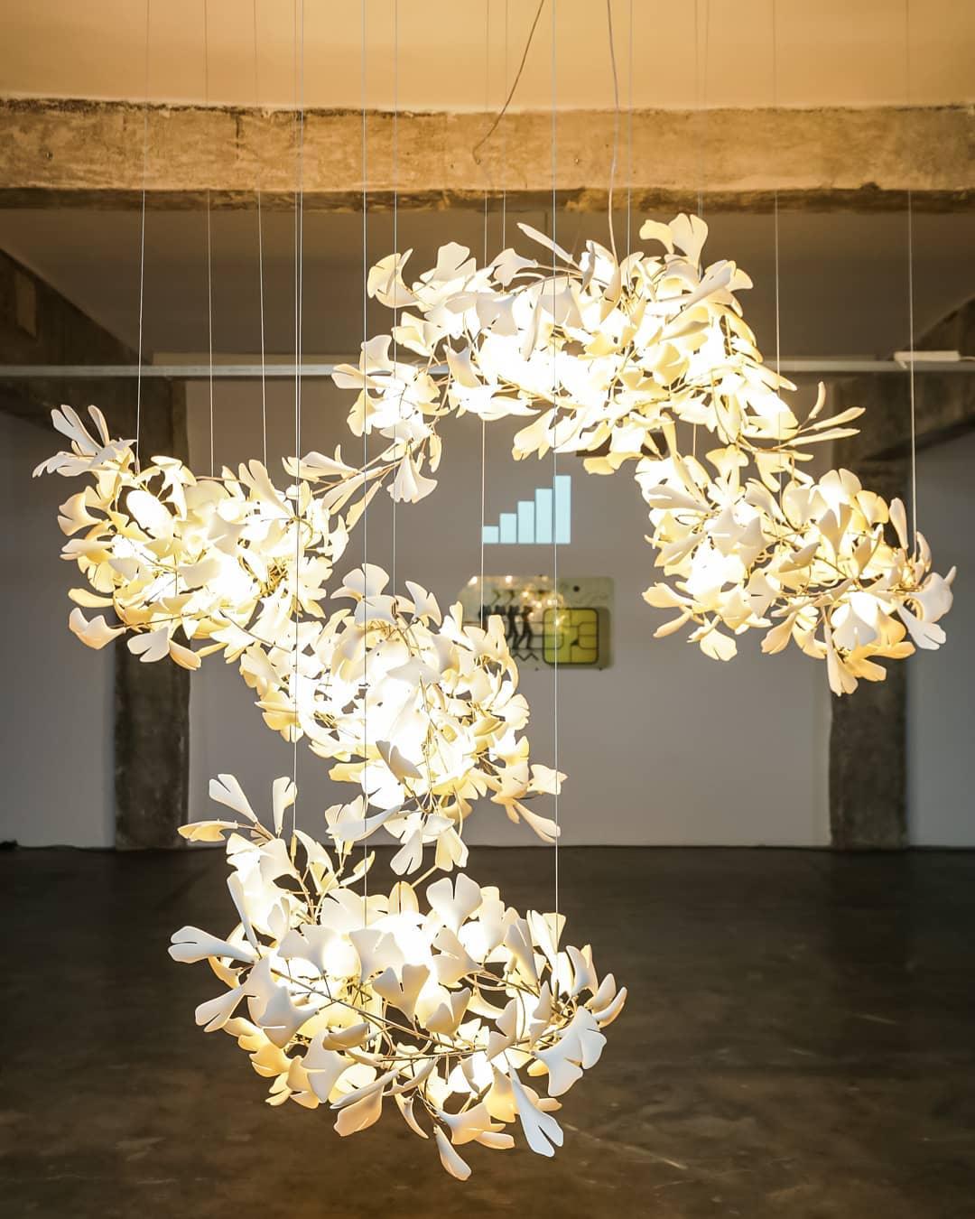 Sorvyn Pendant Lamp Ginkgo Ceramic Brass Floral-Neutral Decor