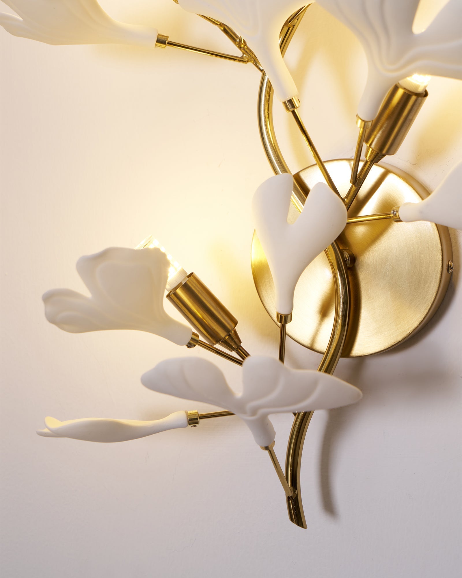 Wall Lamp Gingko Ceramic Petal Shades Gold Art Nouveau