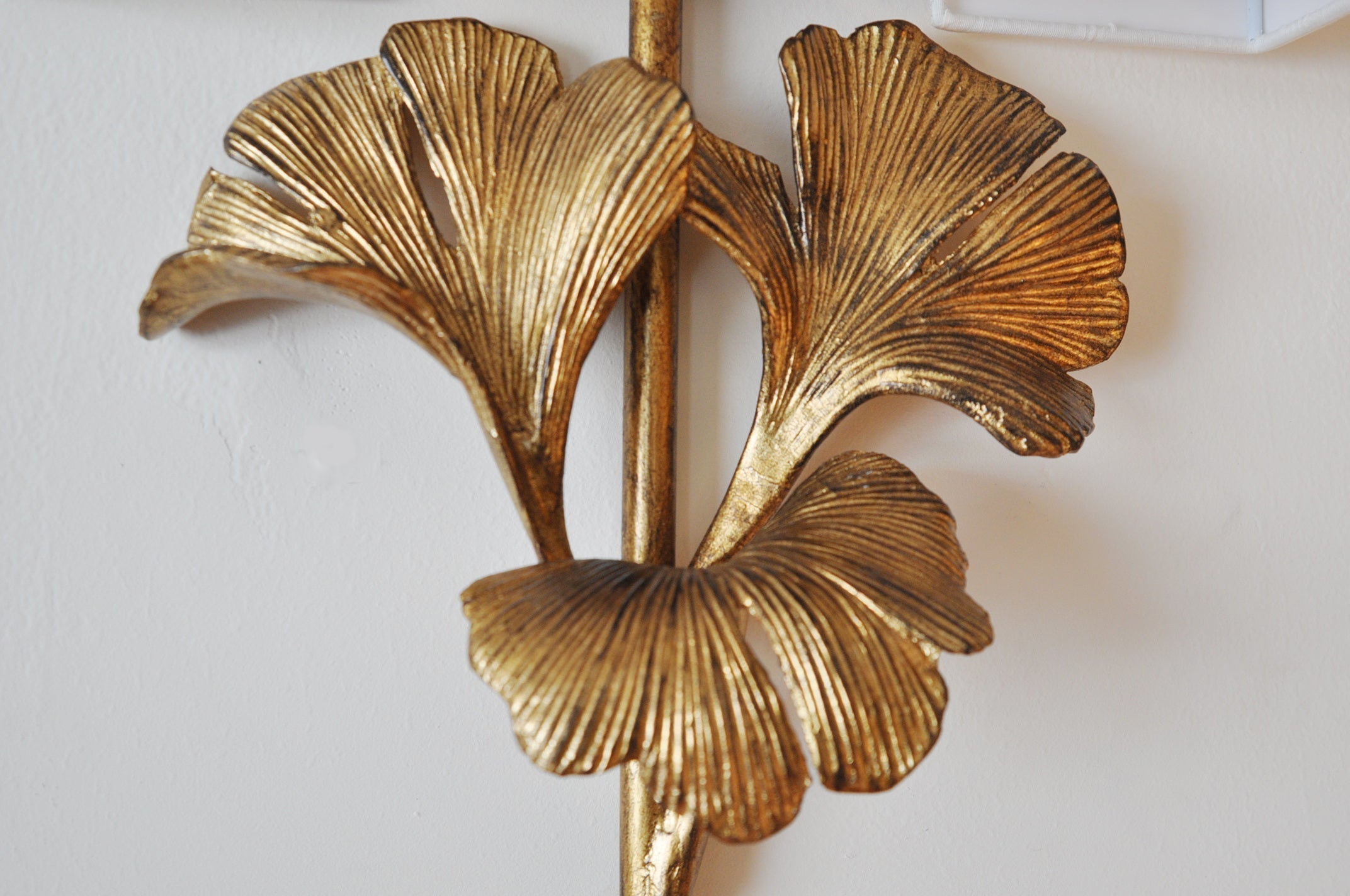 Rosamund Wall Lamp
