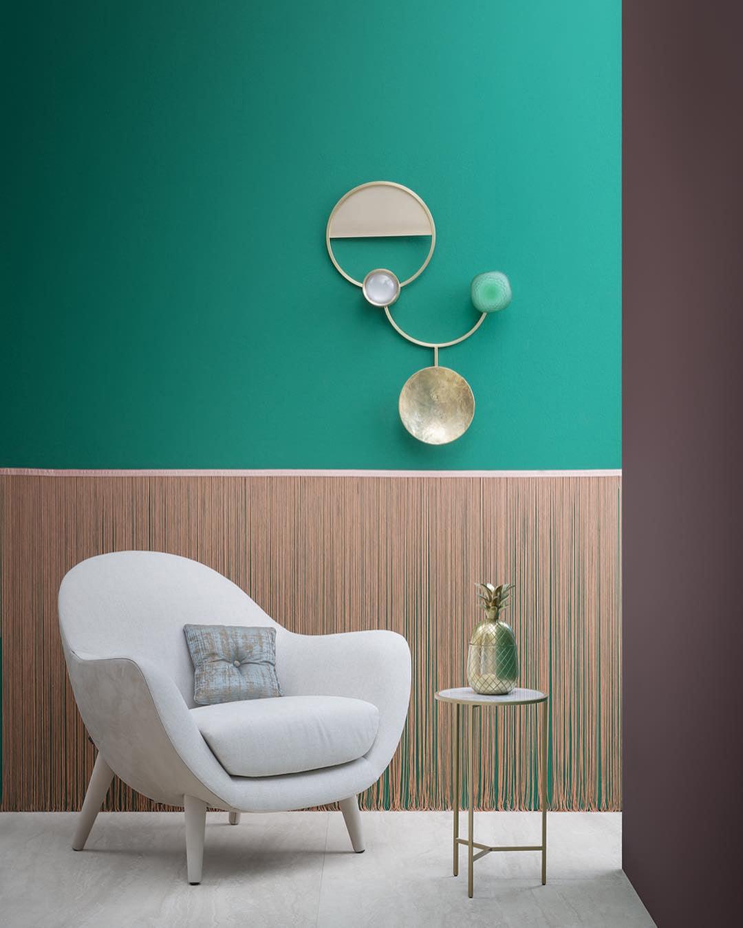 Elynis Brass & Glass Modern Wall Lamp-Neutral Decor