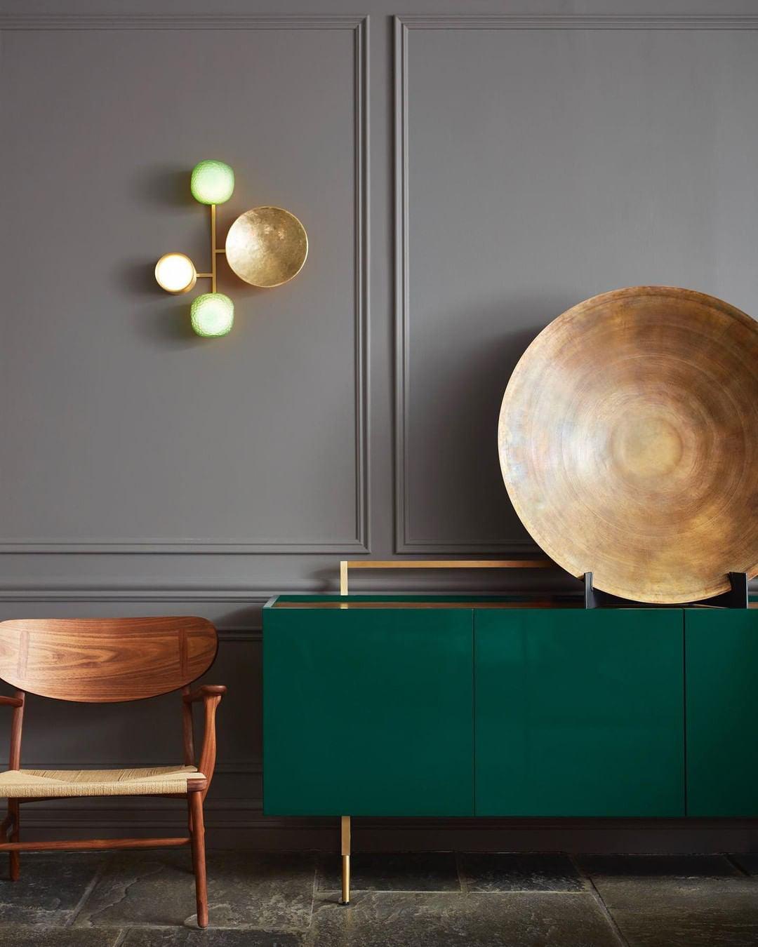 Elynis Brass & Glass Modern Wall Lamp-Neutral Decor