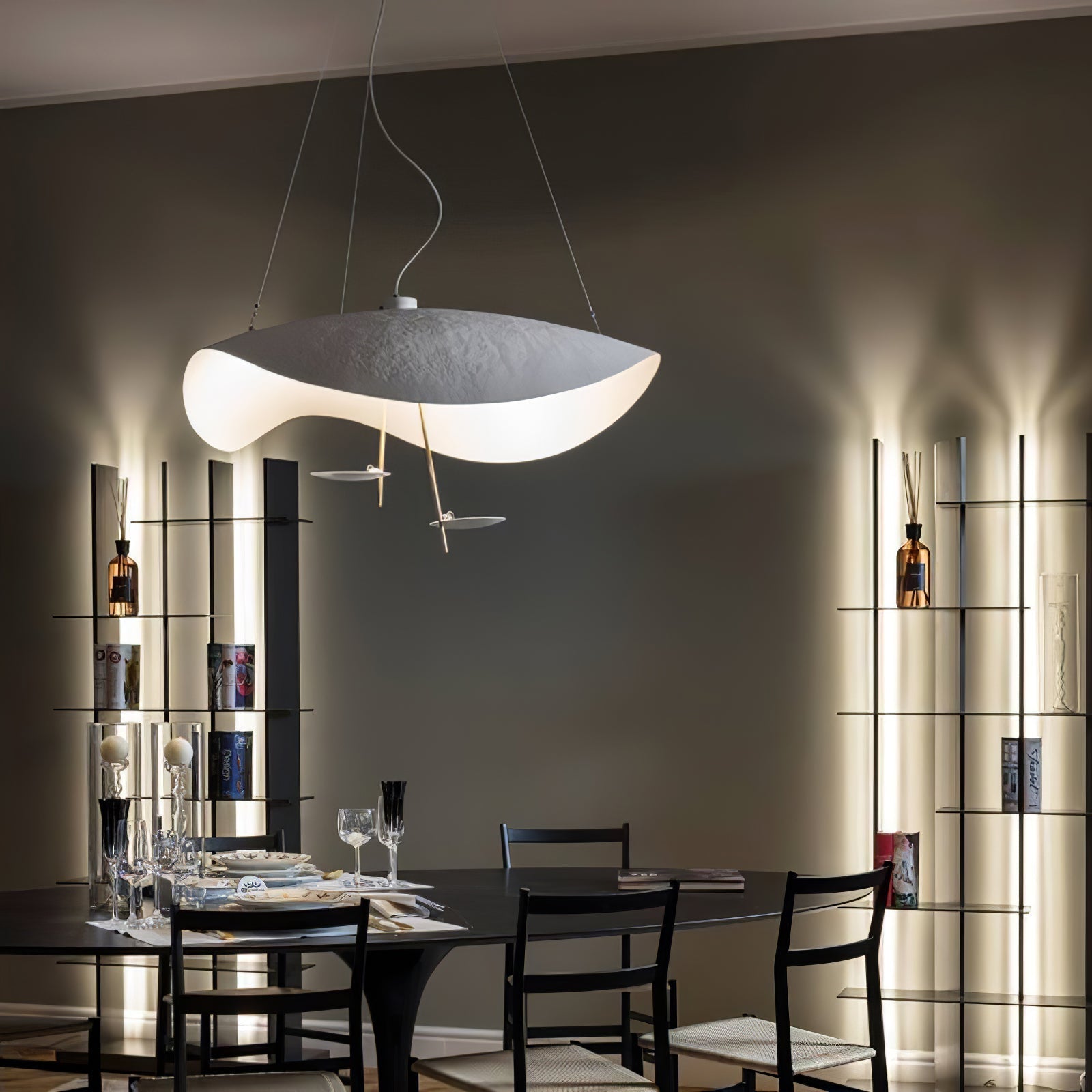 Lustra Pendant Lamp Black Gold Curved Shade-Neutral Decor