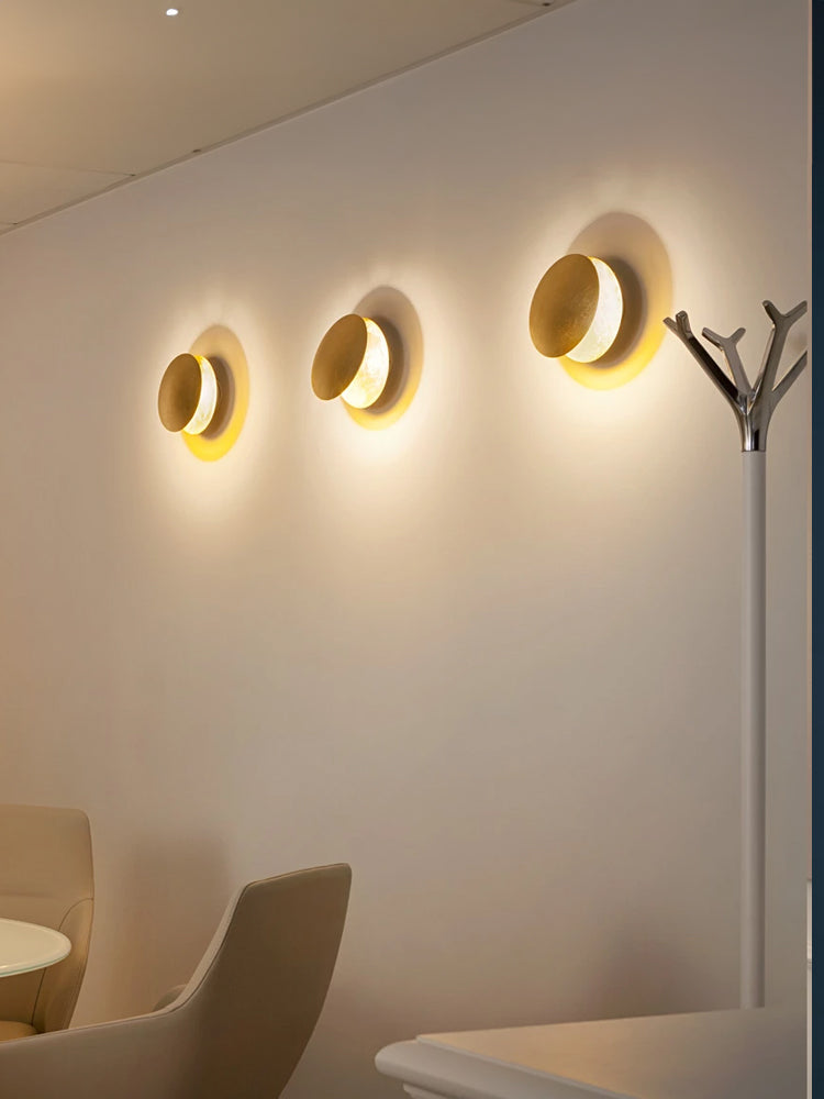 Fioris Modern Minimalist Art Wall Lamp-Neutral Decor