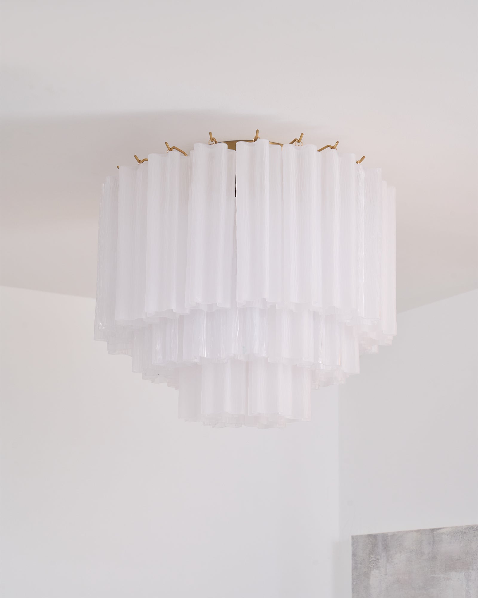 Aurora Ceiling Lamp White Murano Glass Layered Elegant Modern-Neutral Decor
