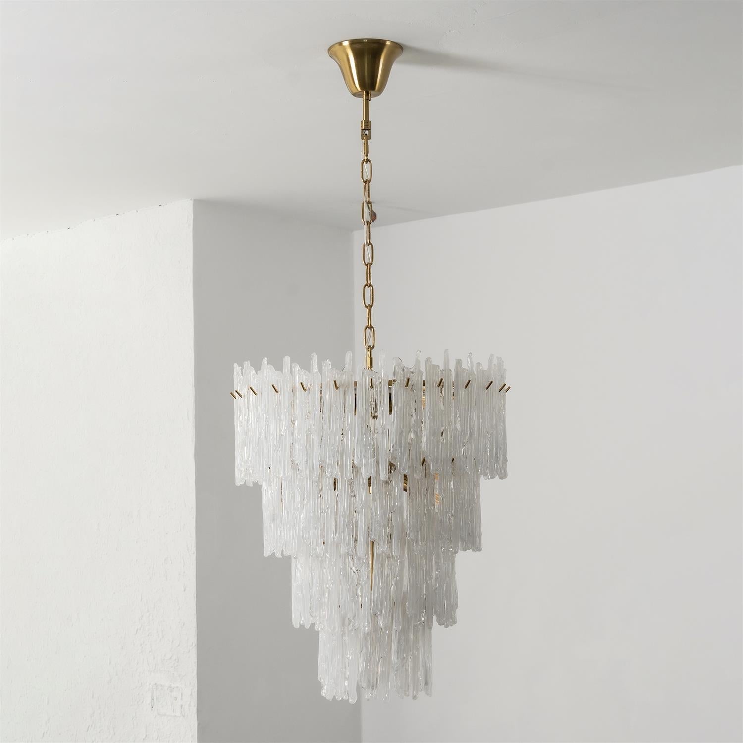 Eira Chandelier