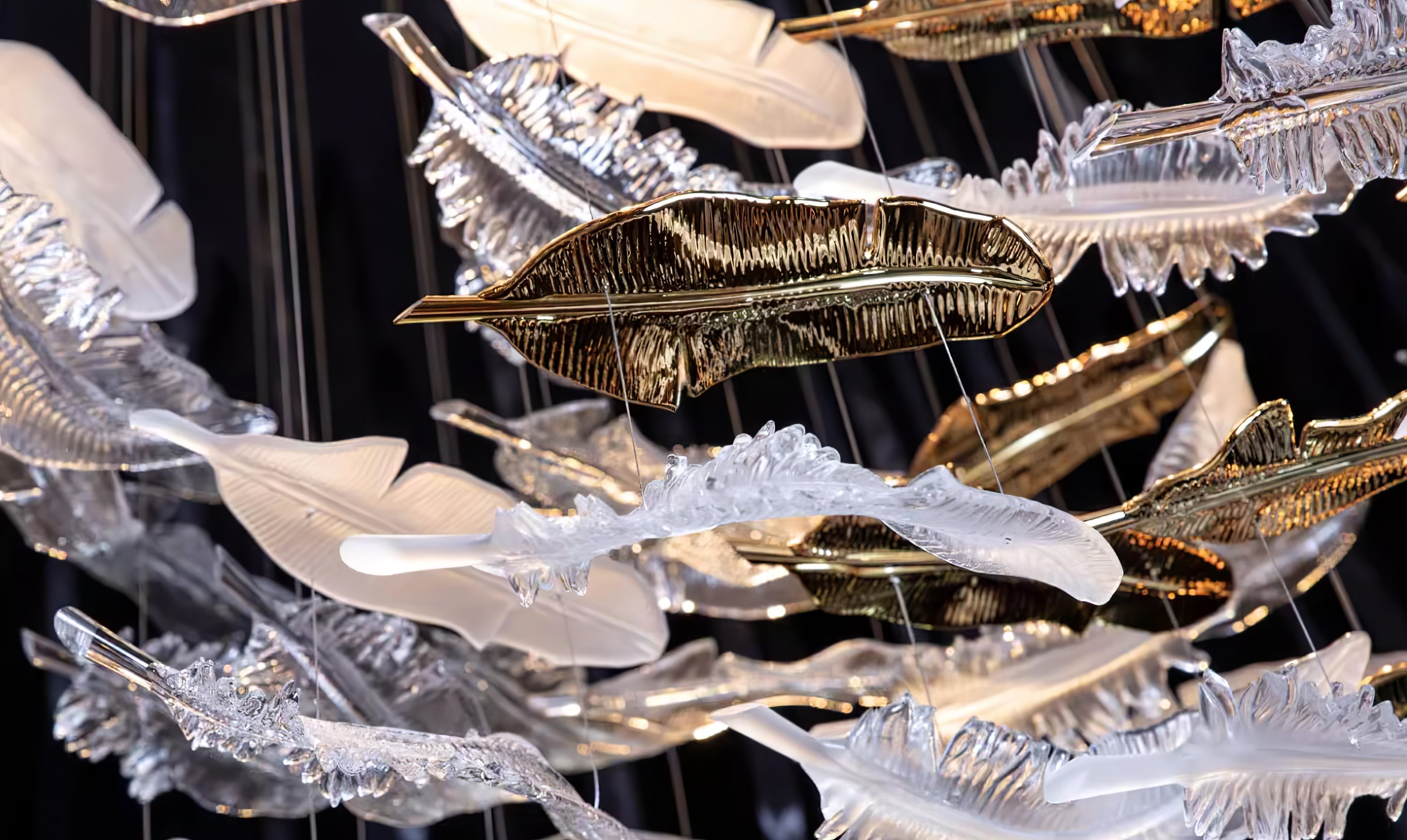 Aetherial Glass Leaf Chandelier-Neutral Decor