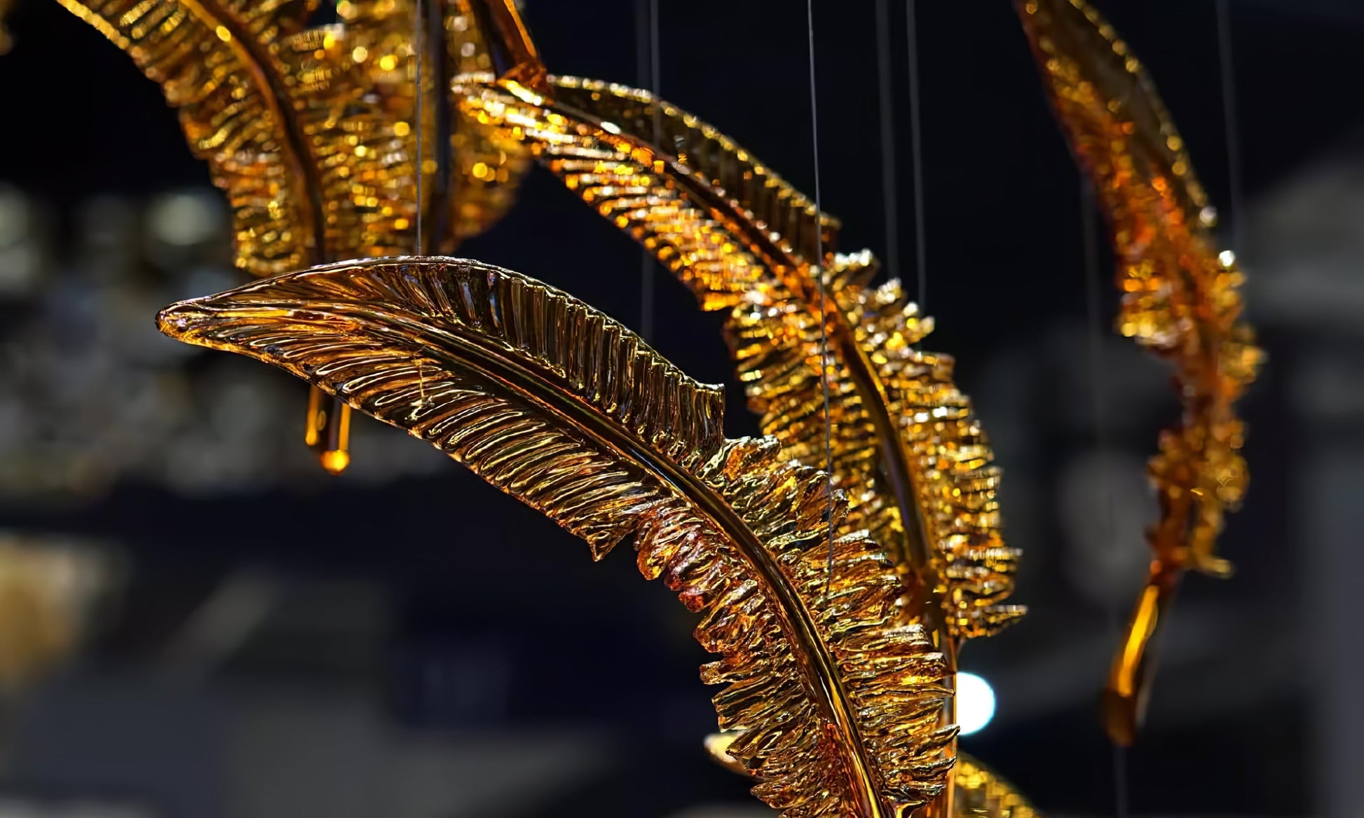 Aetherial Glass Leaf Chandelier-Neutral Decor