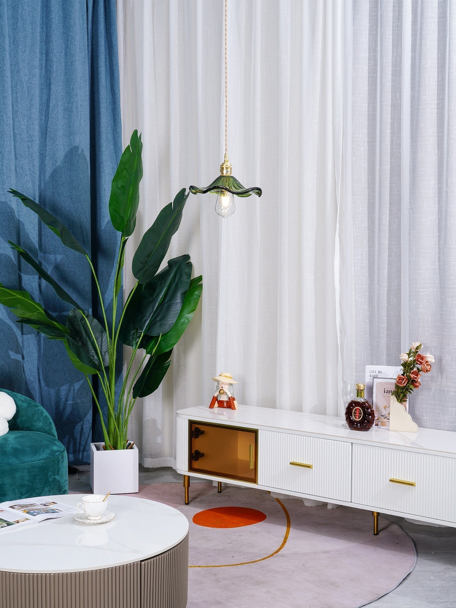 Daphne Modern Glass Flower Pendant Light-Neutral Decor
