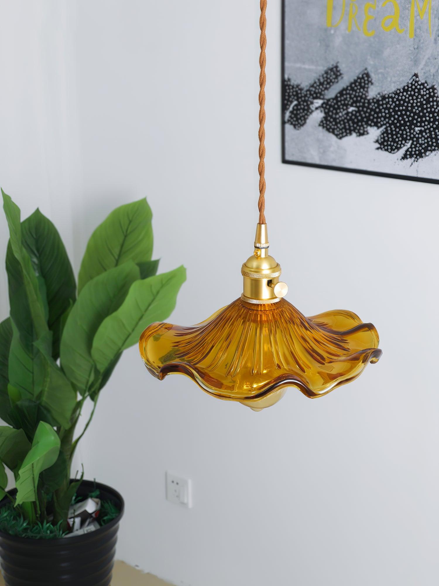 Daphne Modern Glass Flower Pendant Light-Neutral Decor