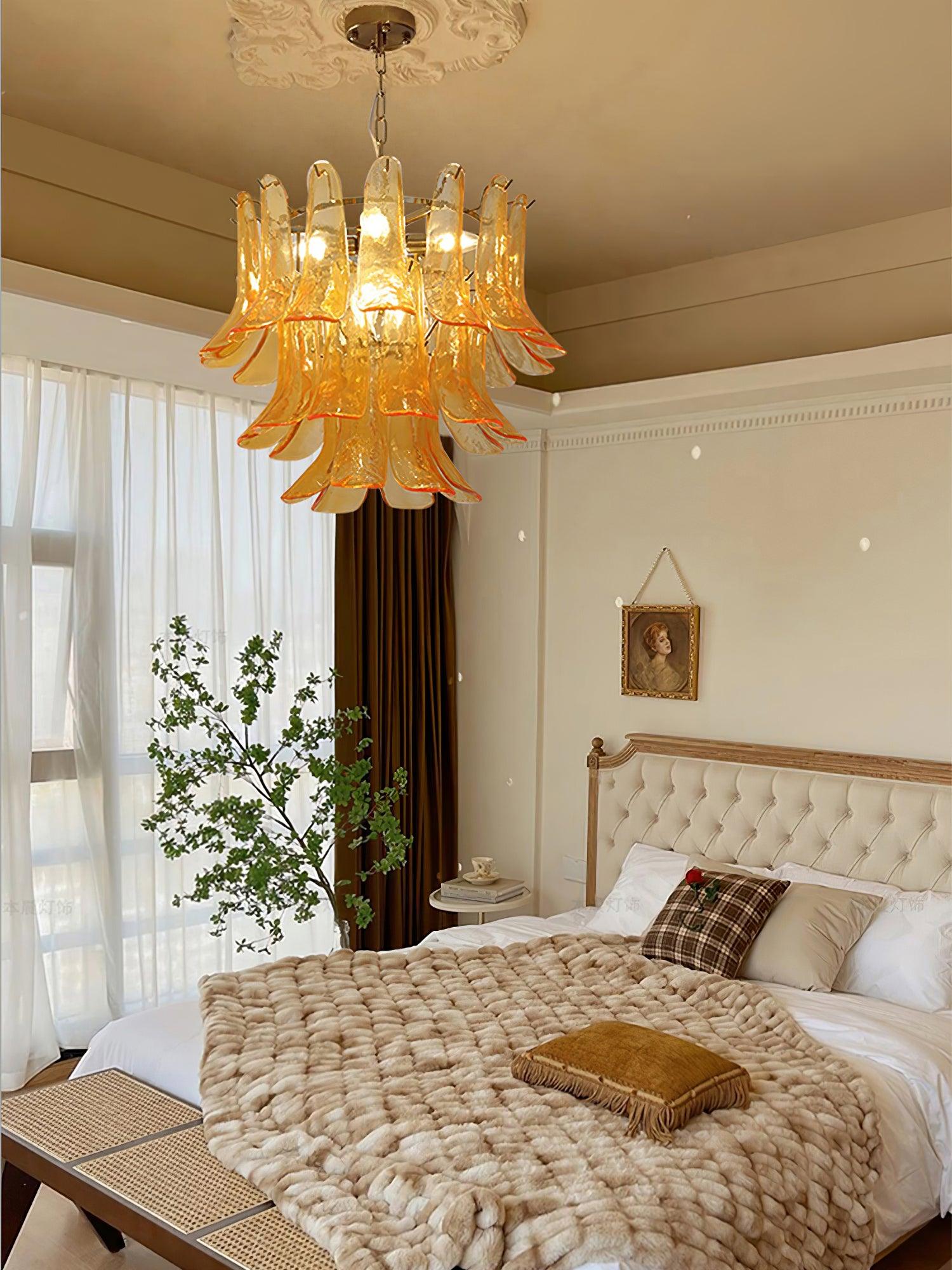 Elvess Chandelier Murano Glass Leaf Golden-Neutral Decor