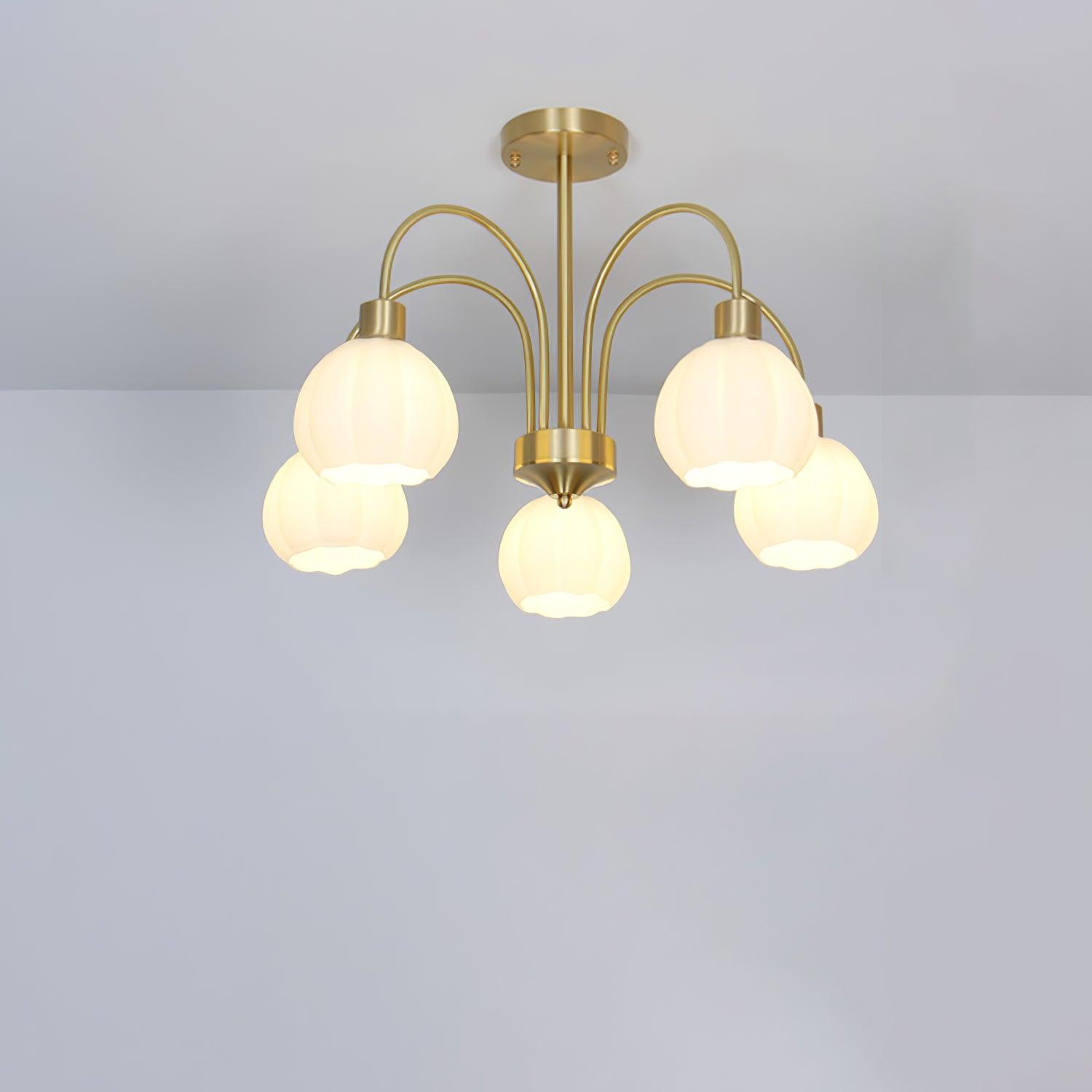 Sawyer Vintage Chandelier-Neutral Decor