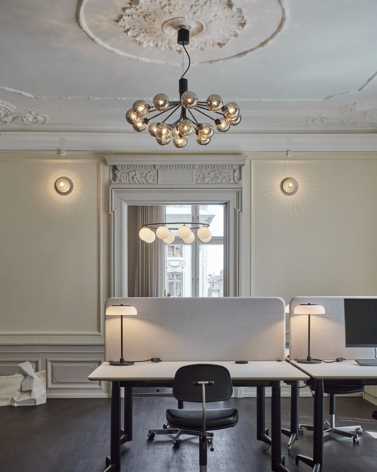 Socor Pendant Lamp Glass Globe Cluster Brass-Neutral Decor