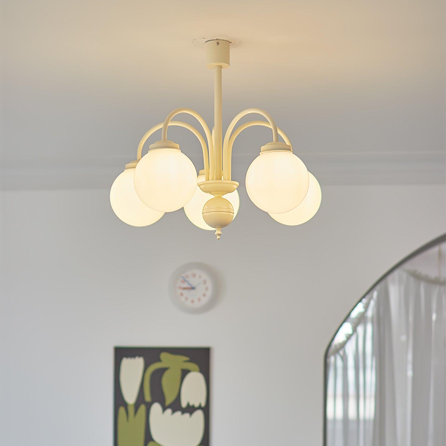 Lustra Chandelier Cream Glass Spheres-Neutral Decor