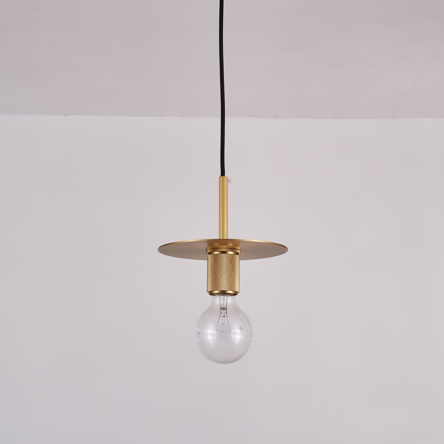 Allirus Modern Minimalist Nordic Brass Pendant Light-Neutral Decor